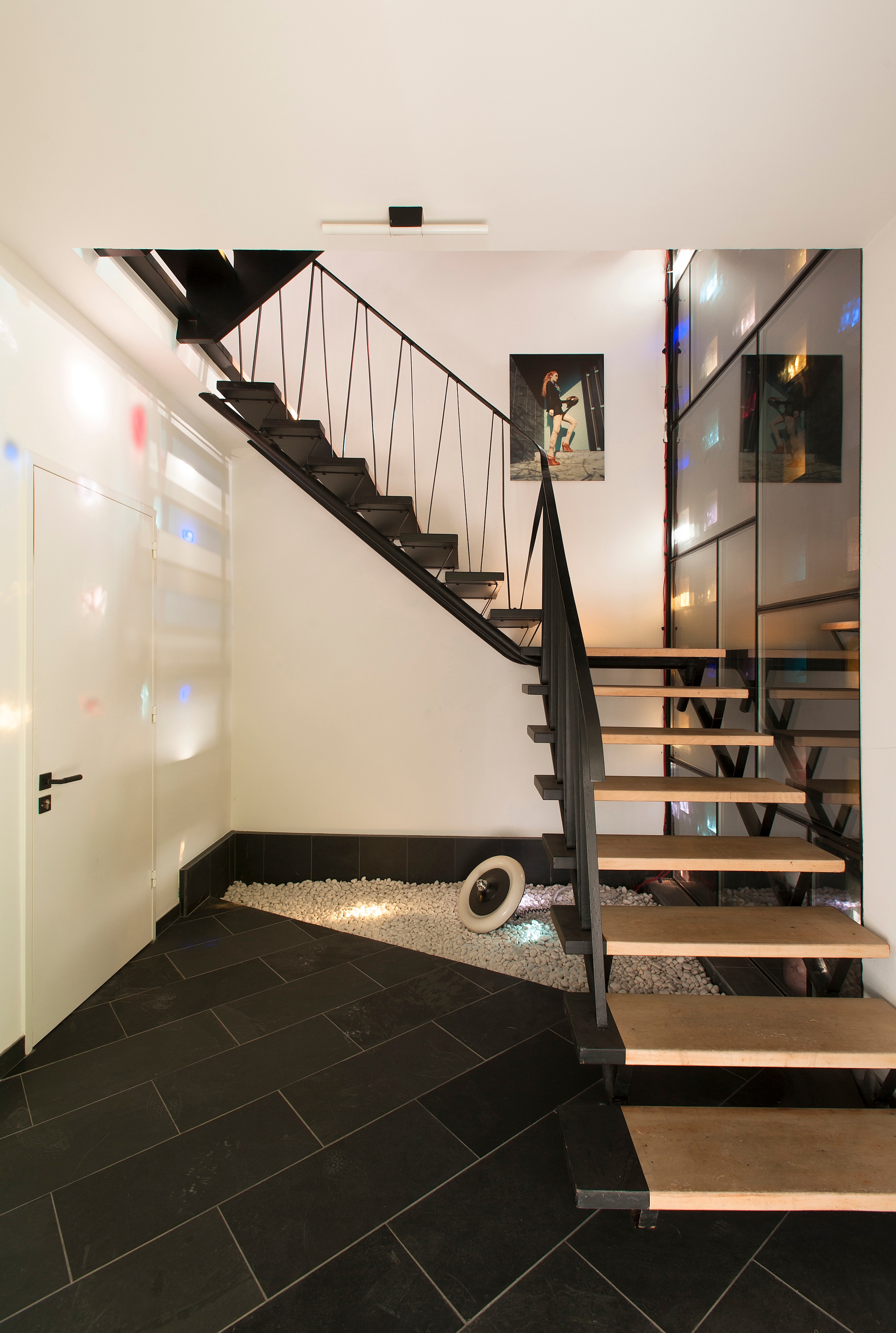 Binnenkijken in een omgebouwde modernistische woning met een knipoog ...