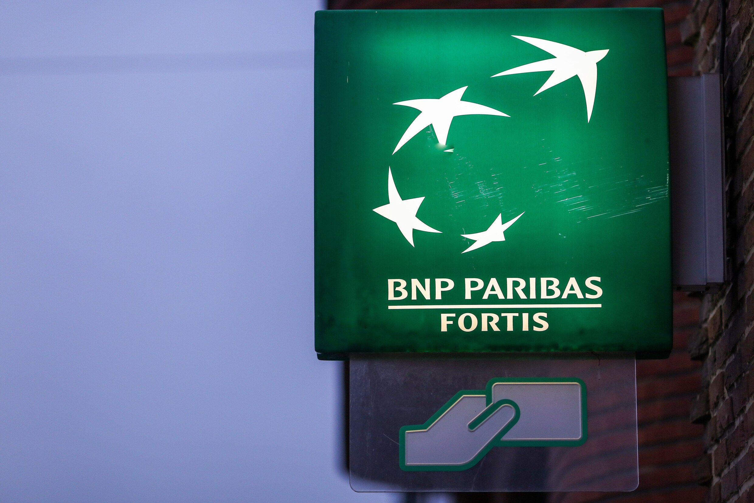 “1.000 banen bedreigd bij BNP Paribas Fortis”, oudere werknemers kunnen op 58 op pensioen