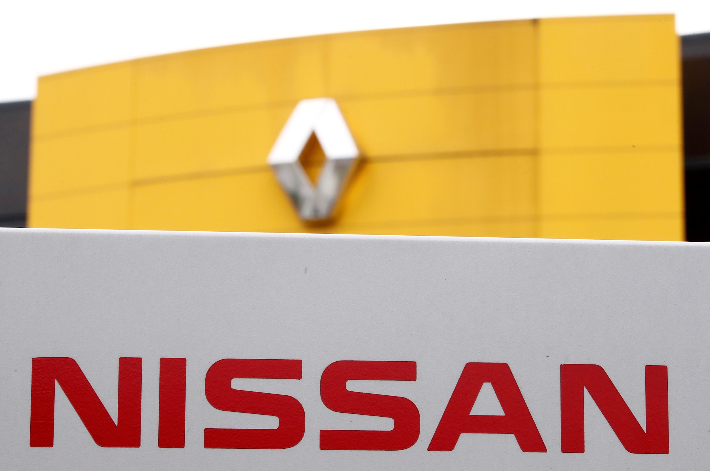 “Renault wil fuseren met Nissan en daarna Fiat Chrysler overnemen”