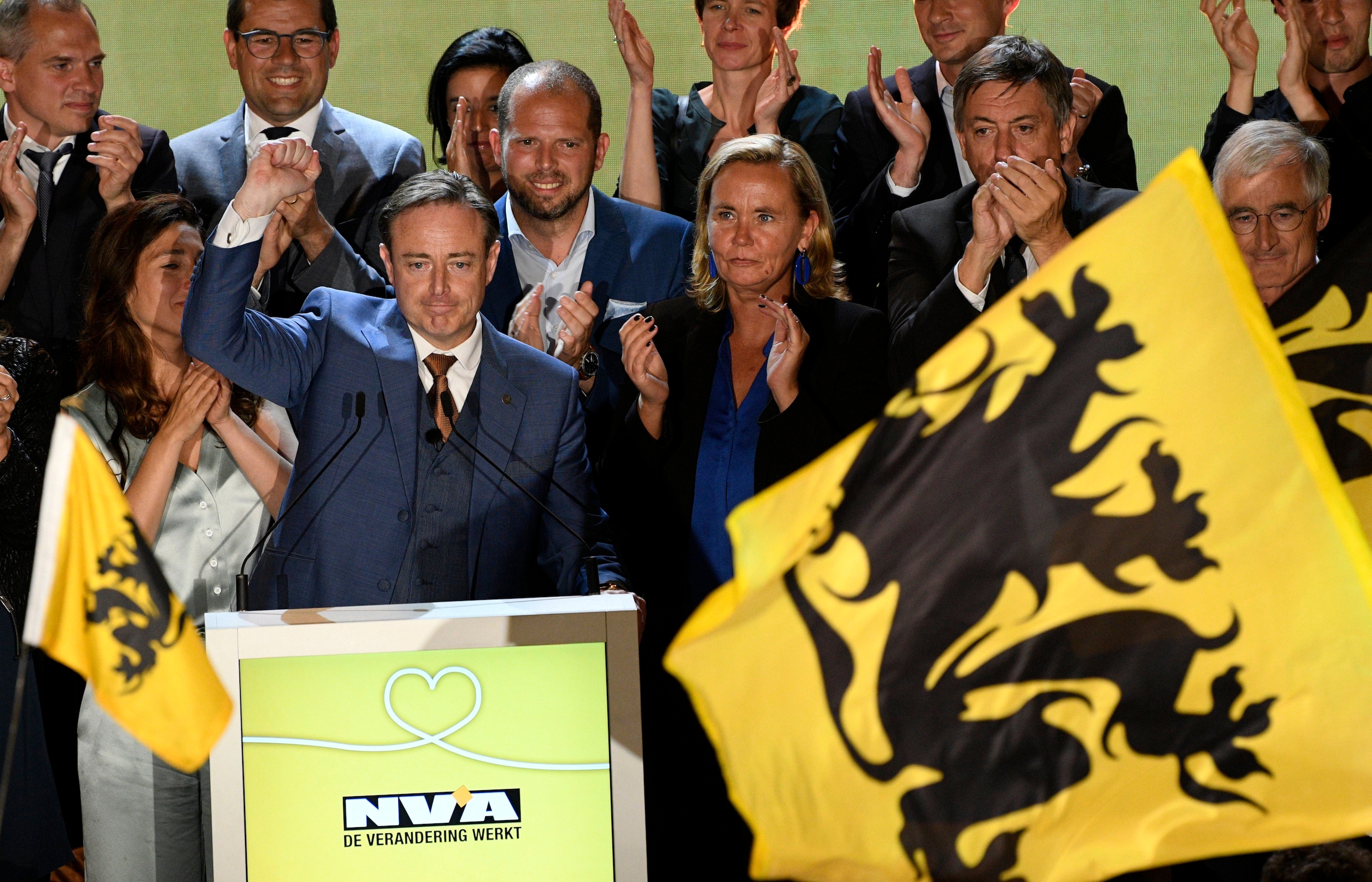 Herlees dag 2 na de verkiezingen - Bart De Wever overwoog ontslag als voorzitter