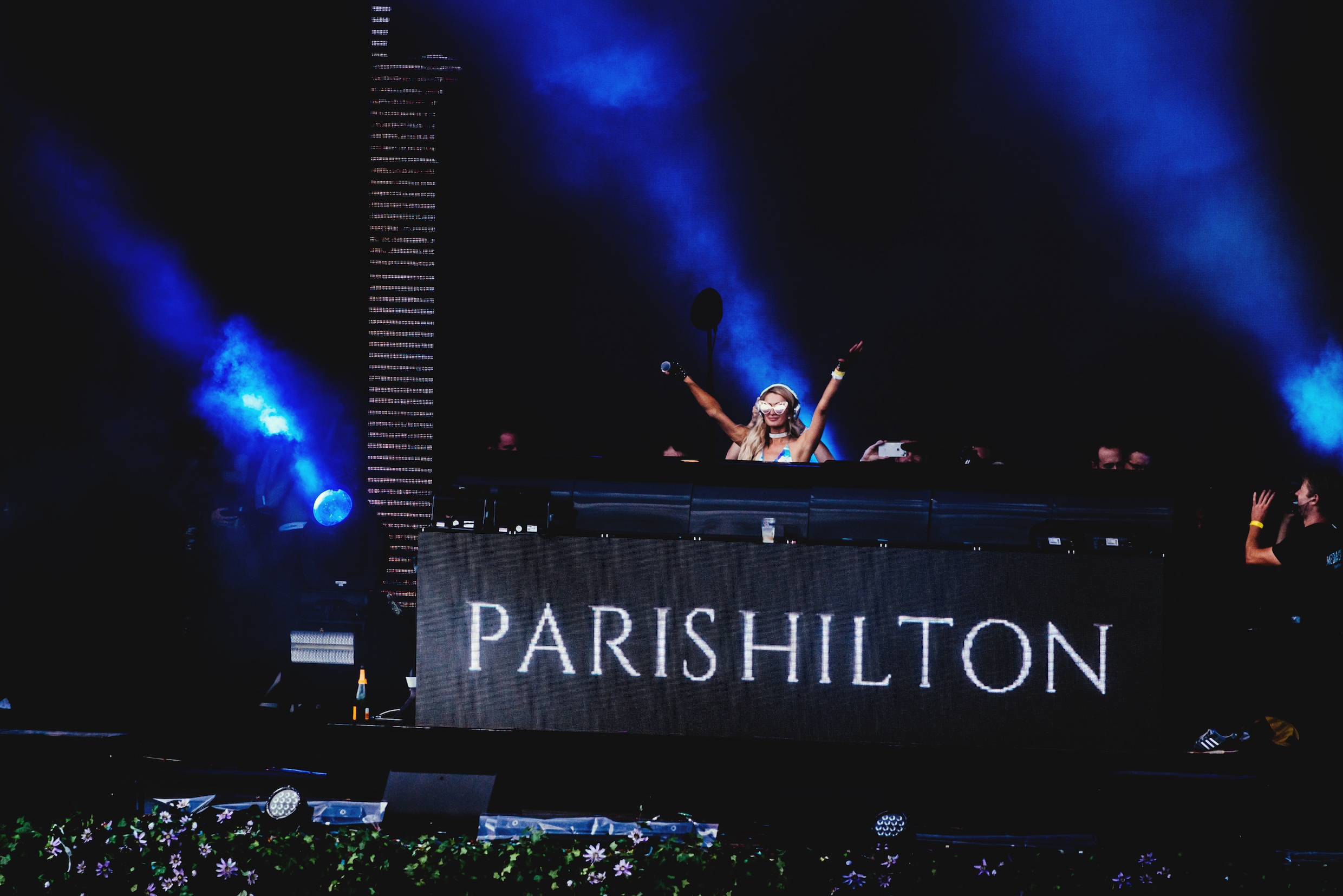 Paris Hilton op Tomorrowland: Bevestig niet dat dommige imago. Wees een dj, geen randanimatie ★★☆☆☆