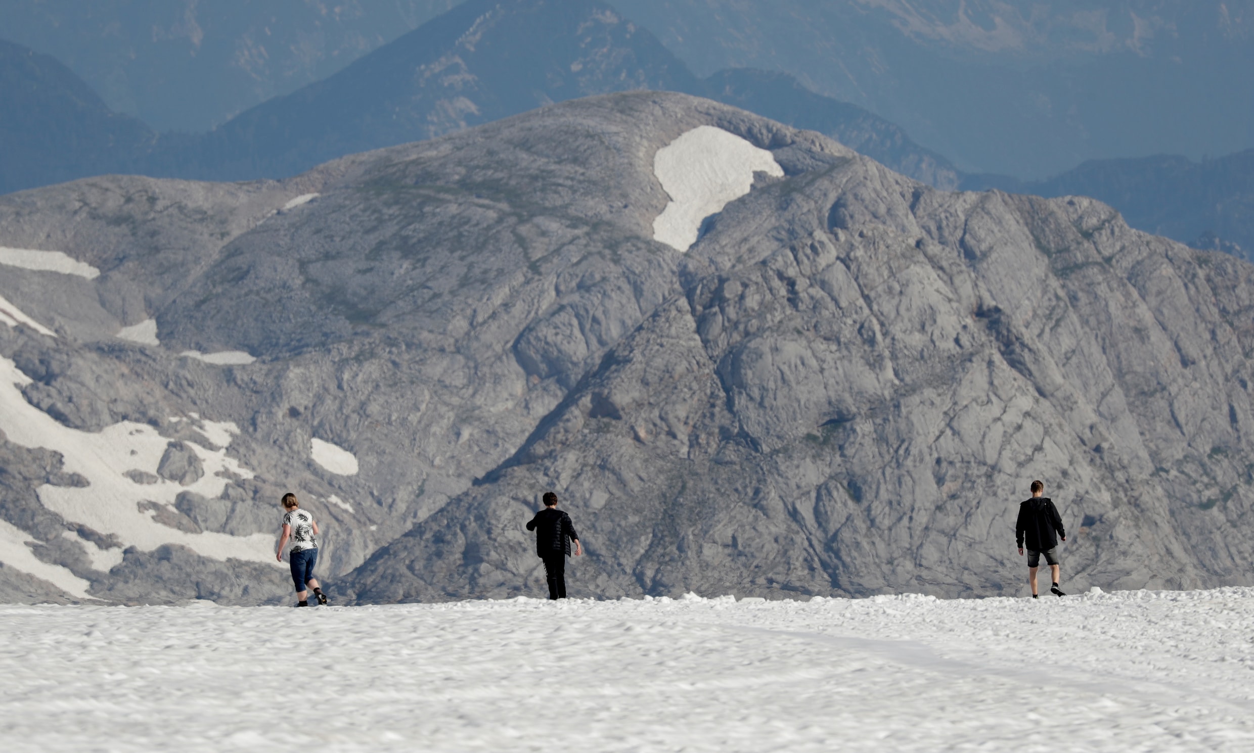 De smeltende Alpen, een reisverhaal: de gletsjerbrandweerman