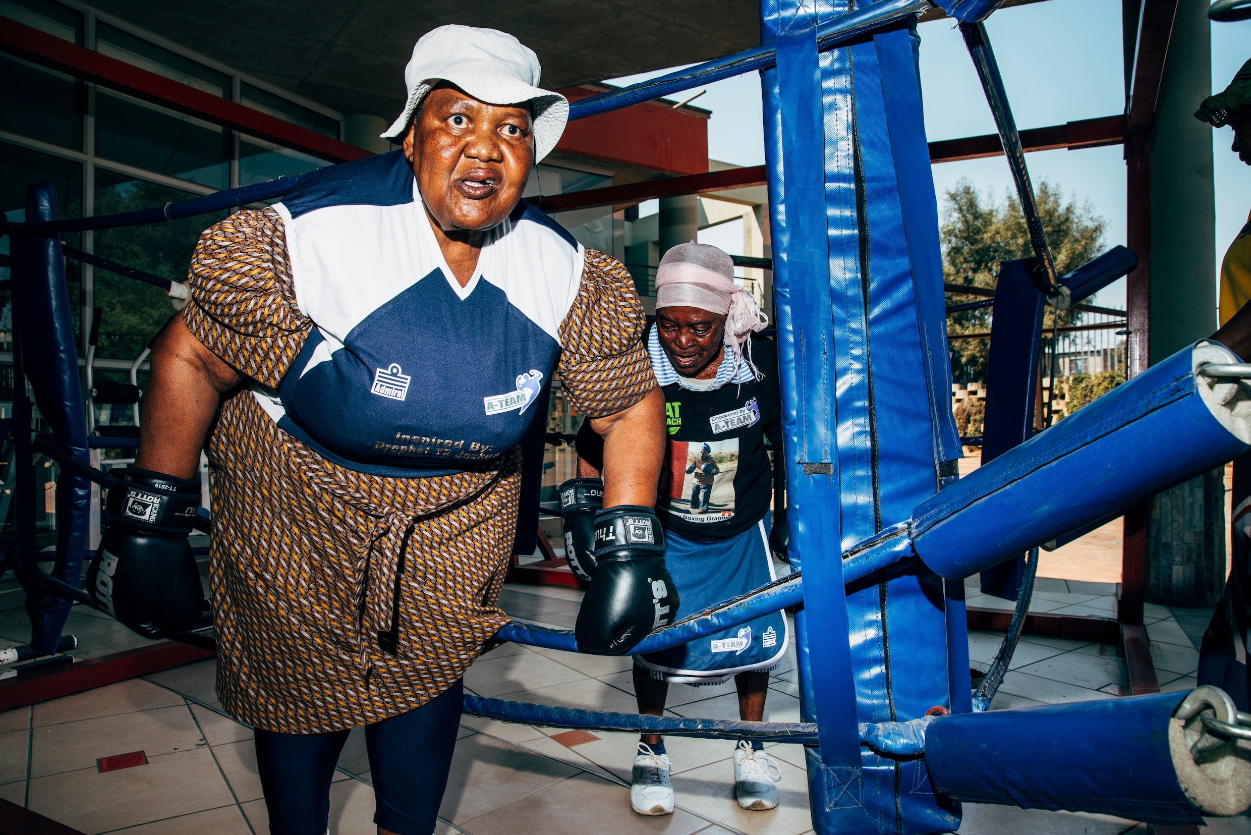 Deze Zuid-Afrikaanse oma’s staan hun mannetje in de boksring