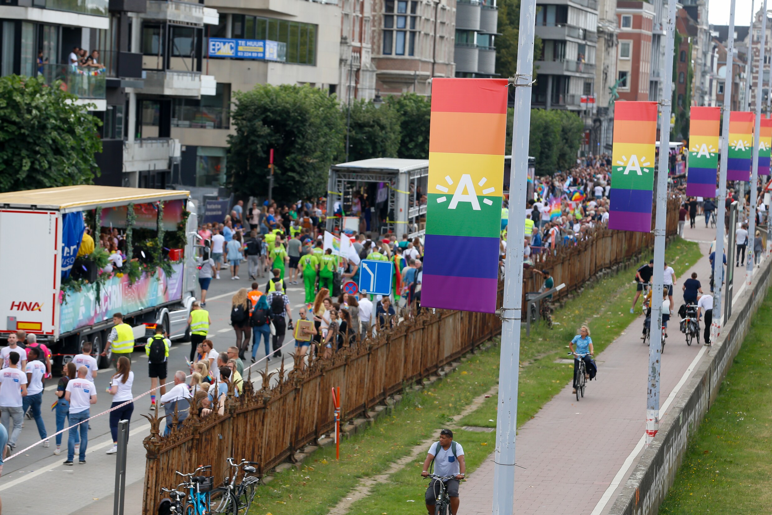 90.000 aanwezigen op Antwerp Pride