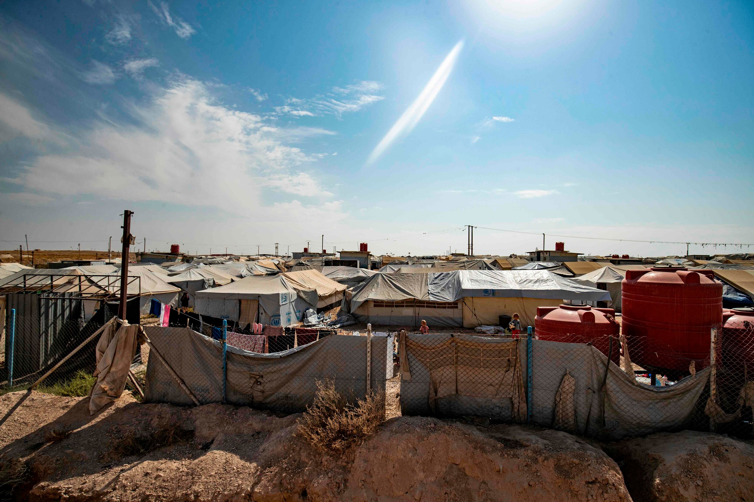 Opnieuw IS-weduwe ontsnapt uit Koerdisch kamp en onderweg naar België
