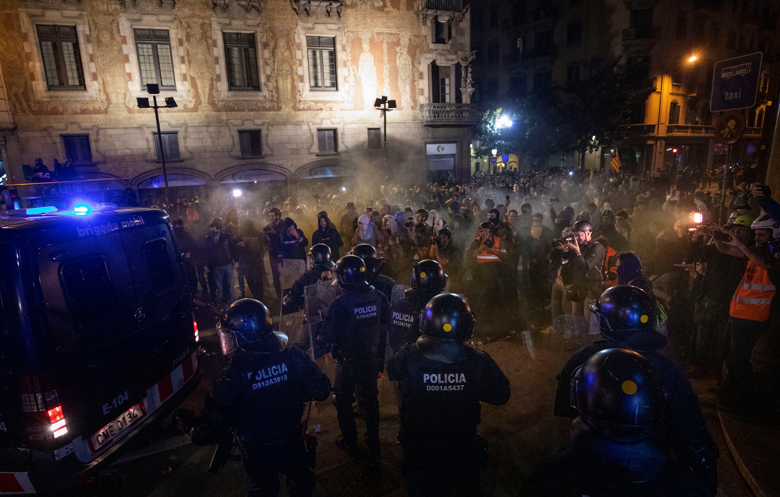 Opnieuw gewonden bij zware rellen in centrum van Barcelona