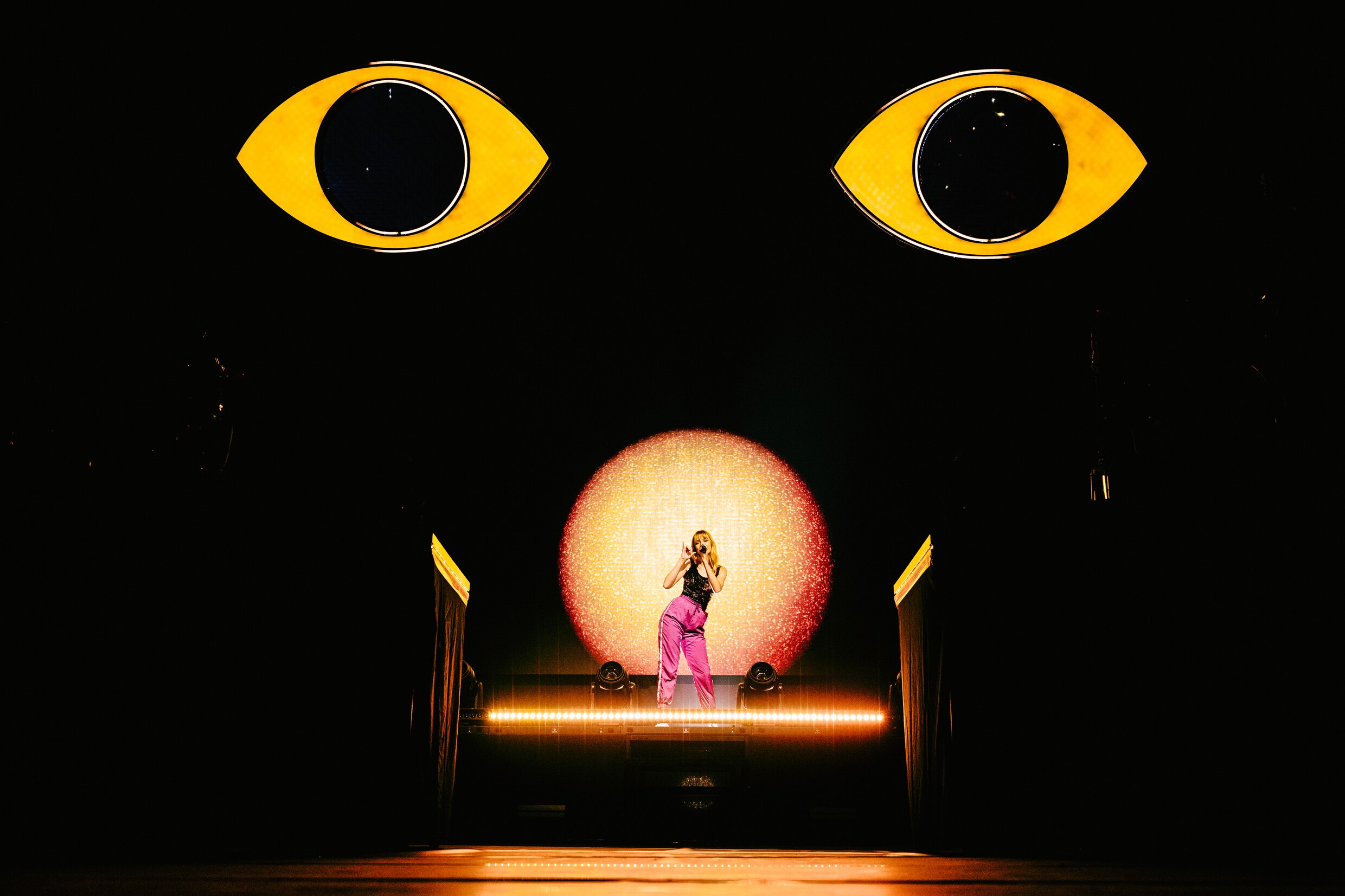 Angèle in de Lotto Arena: de Stromae van het neo-Buffalo-tijdperk ★★★★☆