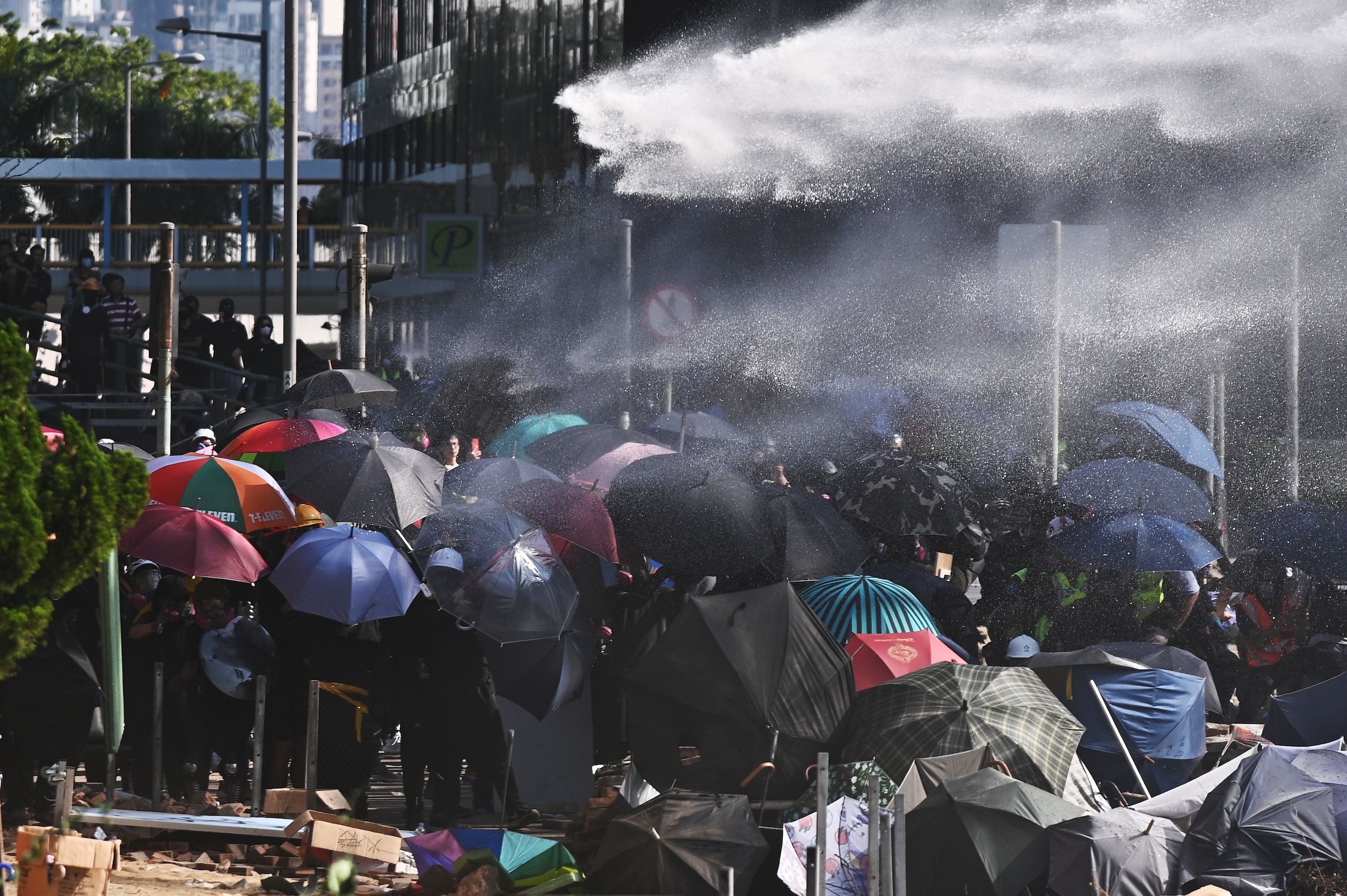 Protest Hongkong bijna de kop ingedrukt: ‘Als dit niet werkt, hebben we geen toekomst meer’