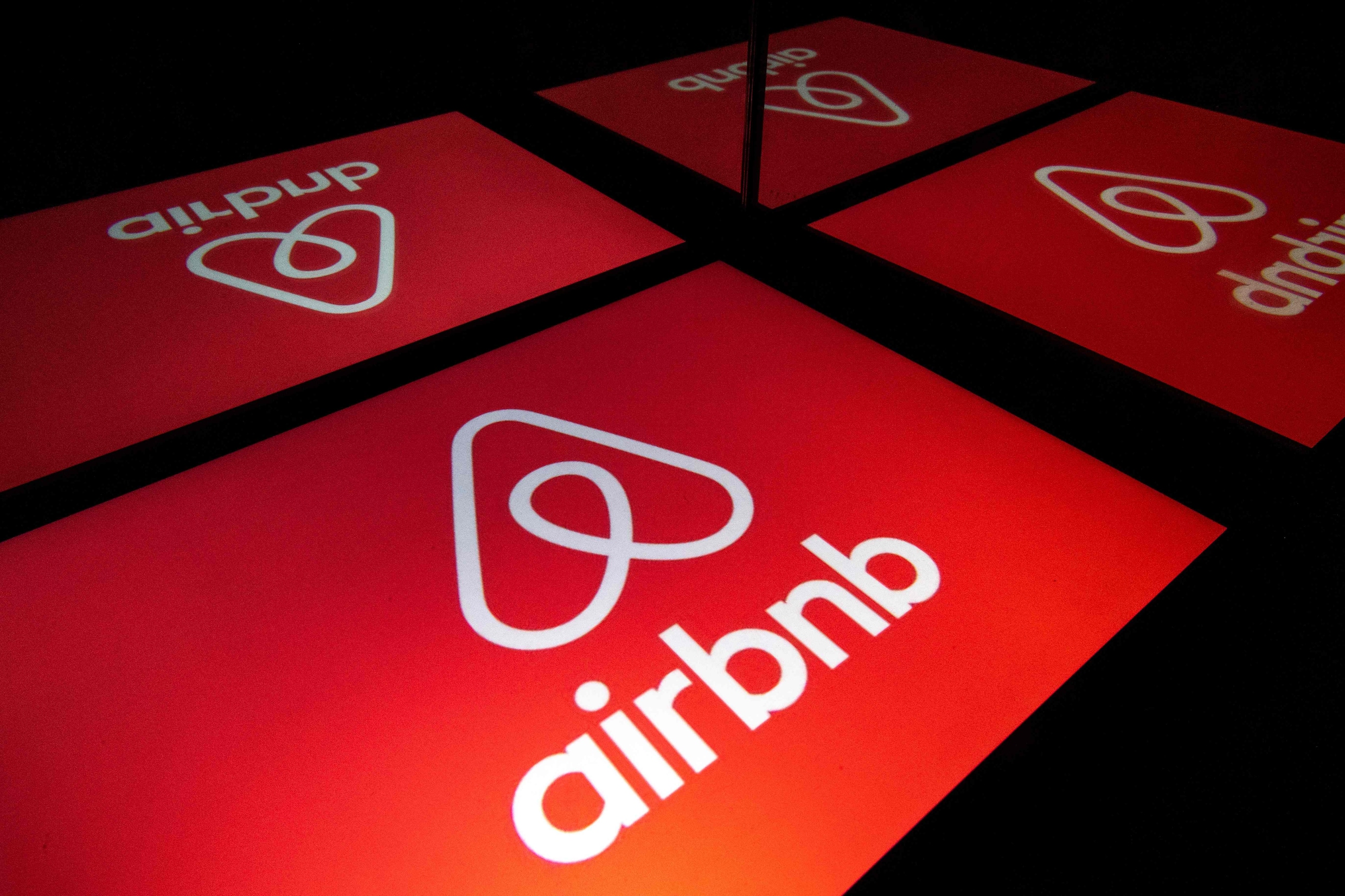 Airbnb haalt opgelucht adem: Europees Hof van Justitie oordeelt dat app geen vastgoedontwikkelaar is