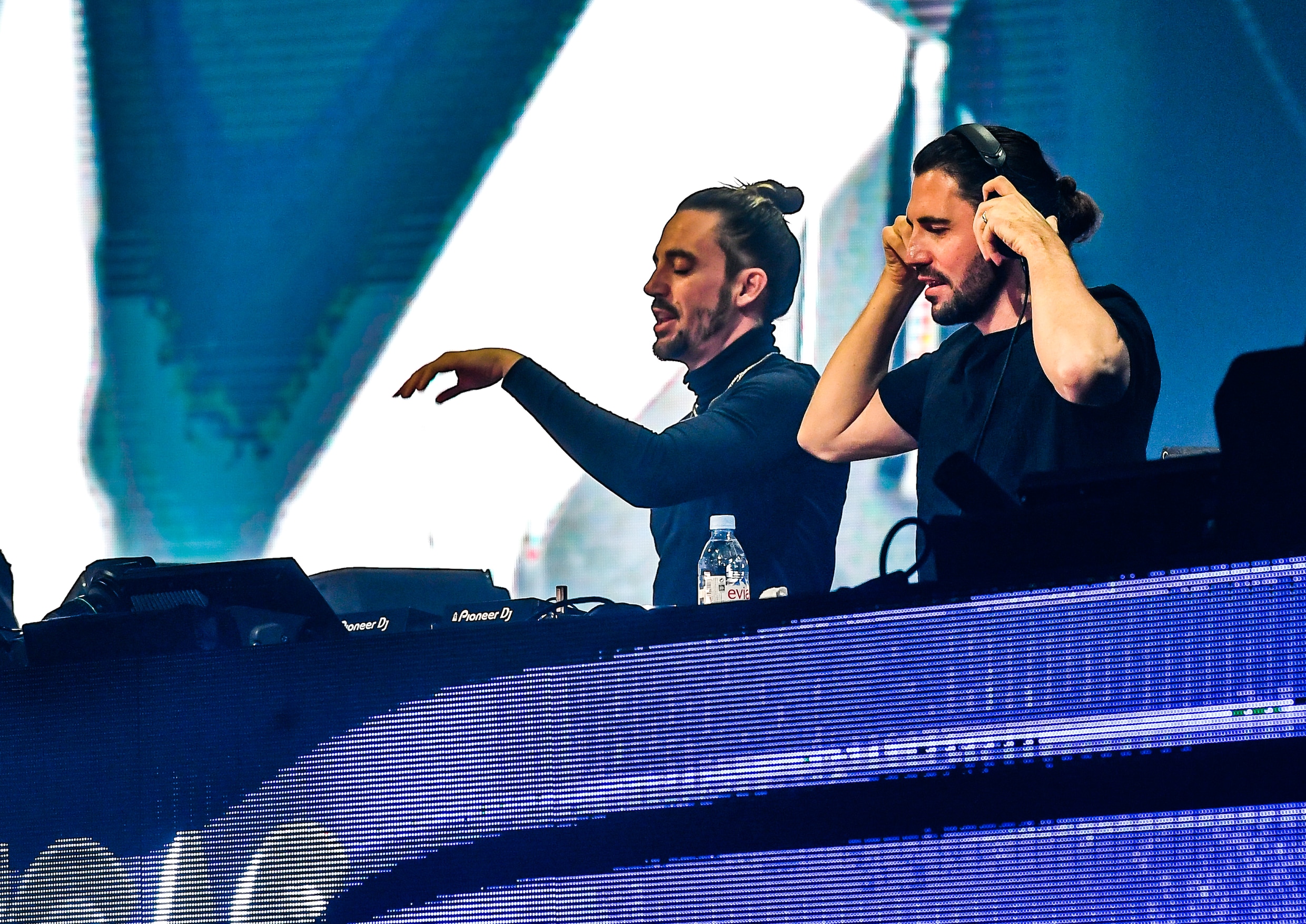 Dimitri Vegas & Like Mike niet langer populairste dj's ter wereld | De ...