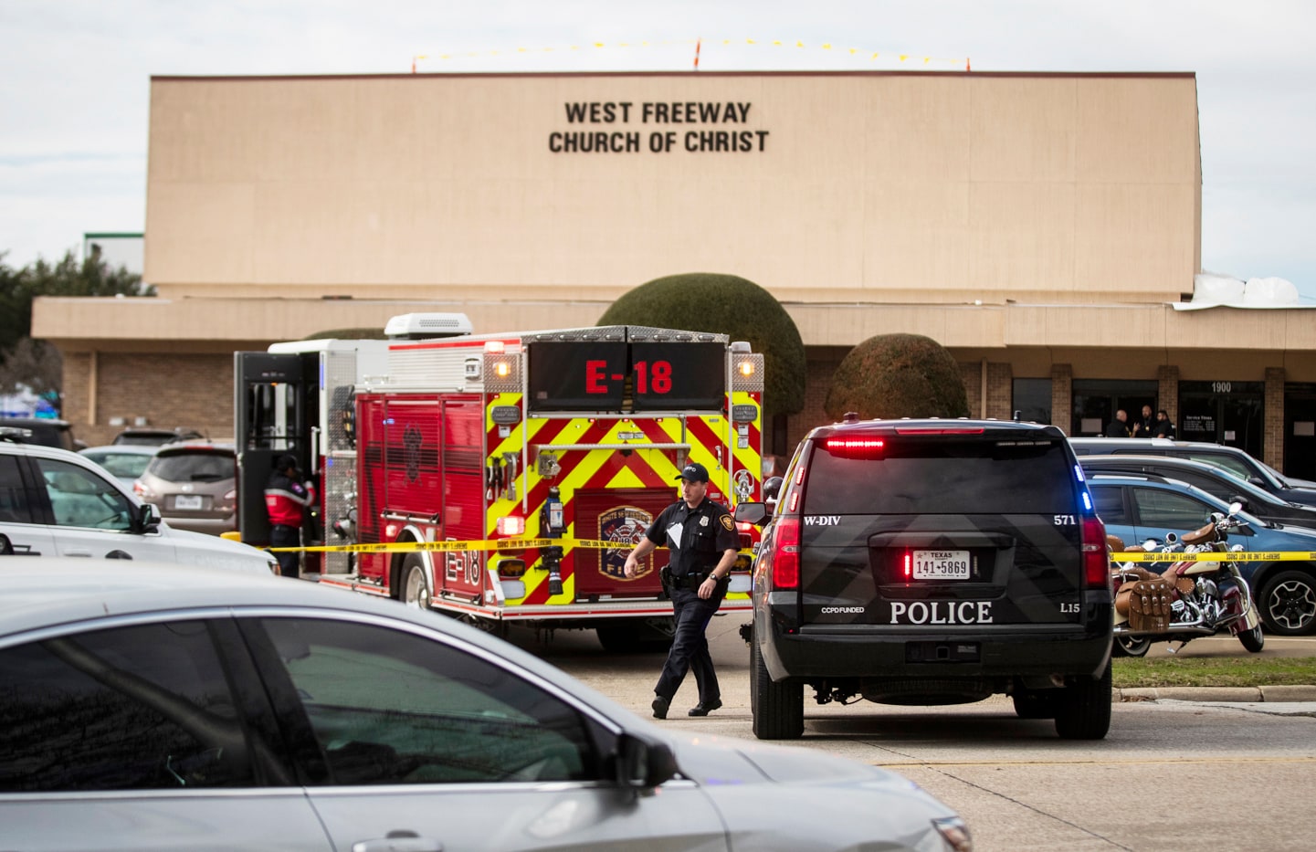 ‘Schutter in kerk Texas had kerkgangers zelf leren schieten’