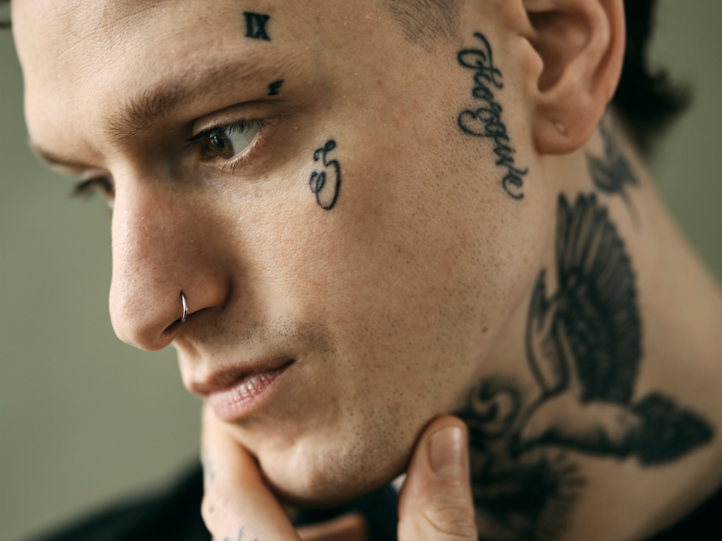‘We checken altijd of iemand er 100 procent achter staat’: de opkomst van de face tattoo