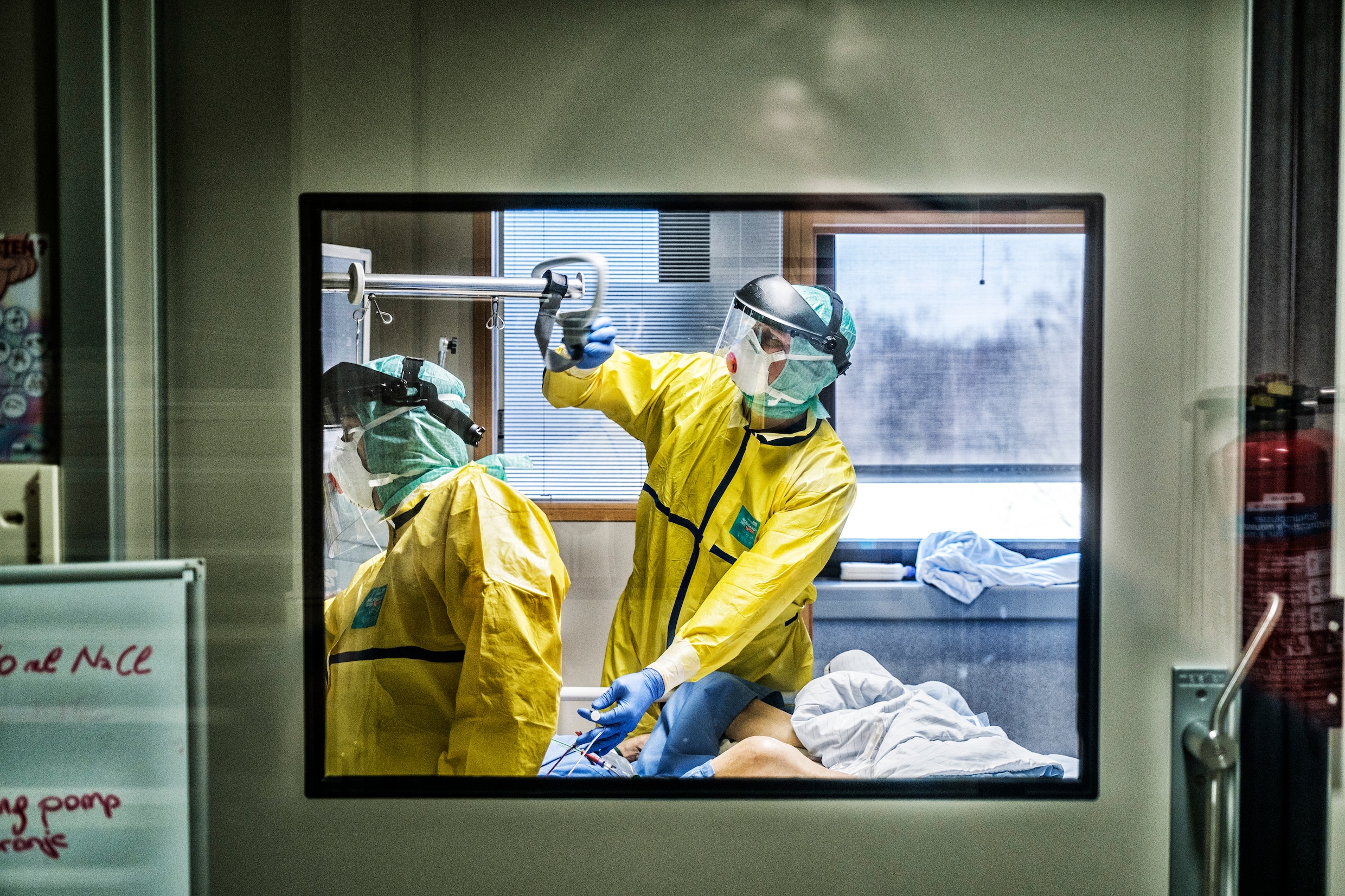 Hoofdarts UZ Leuven kritisch over opschaling ziekenhuizen: ‘Grote gevolgen voor gevaccineerden’