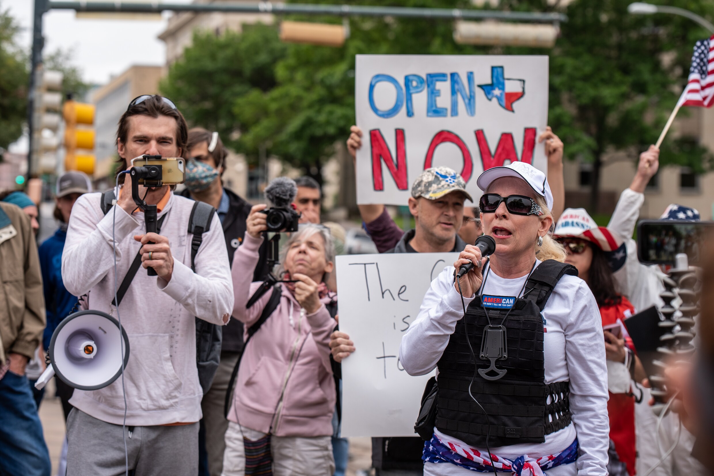 Honderden Amerikanen de straat op om te demonstreren tegen lockdown
