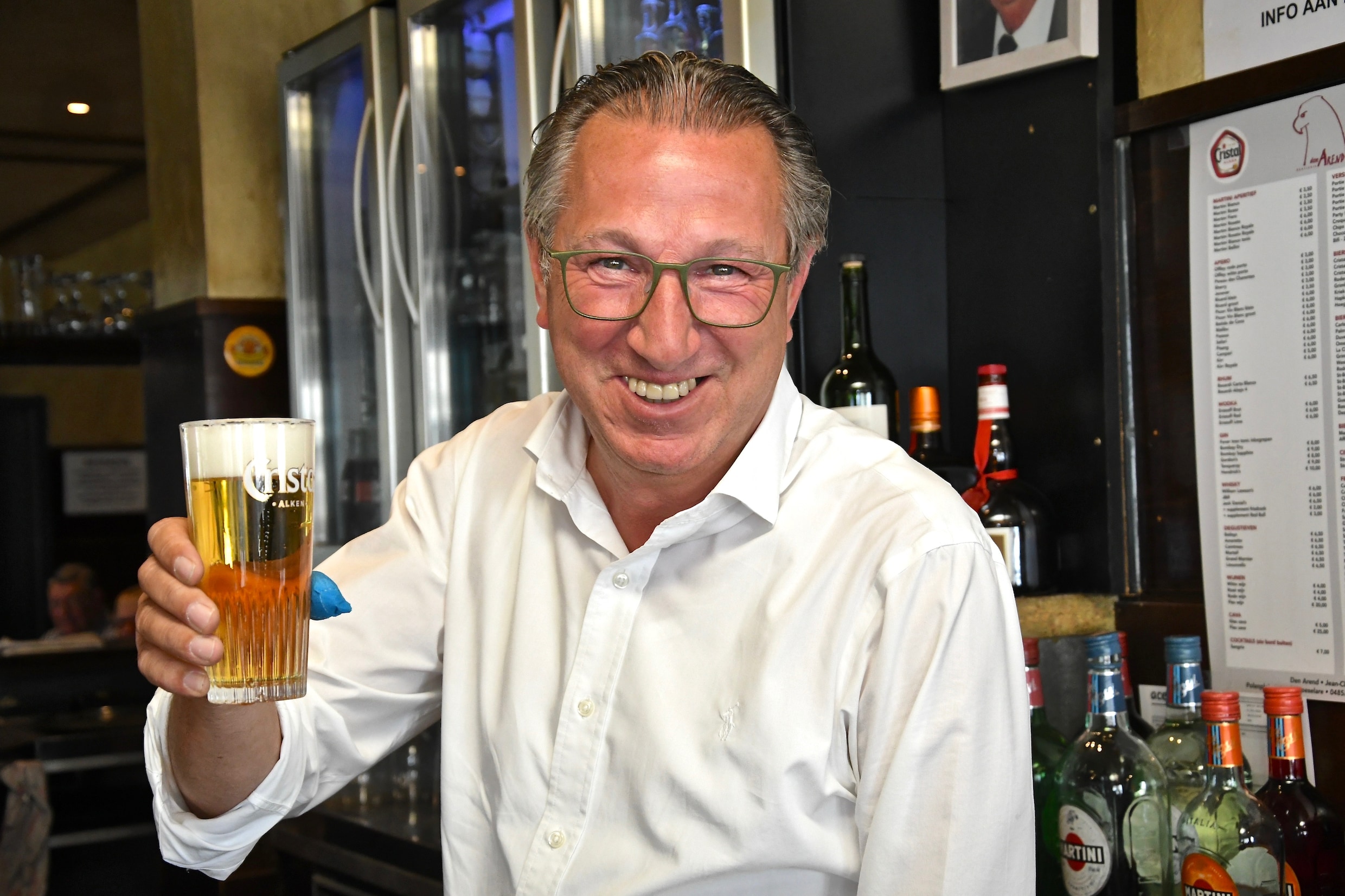 Jean-Claude Vanbesien (55) - Café Den Arend - Roeselare