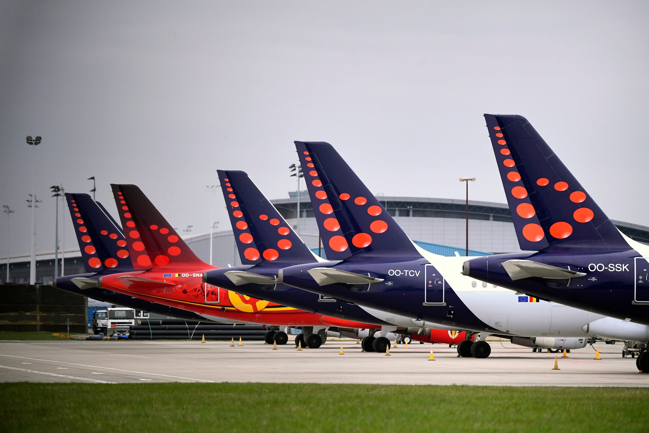 Chaos bij Brussels Airlines: geschrapte vluchten en klantendienst die tienduizenden telefoontjes krijgt