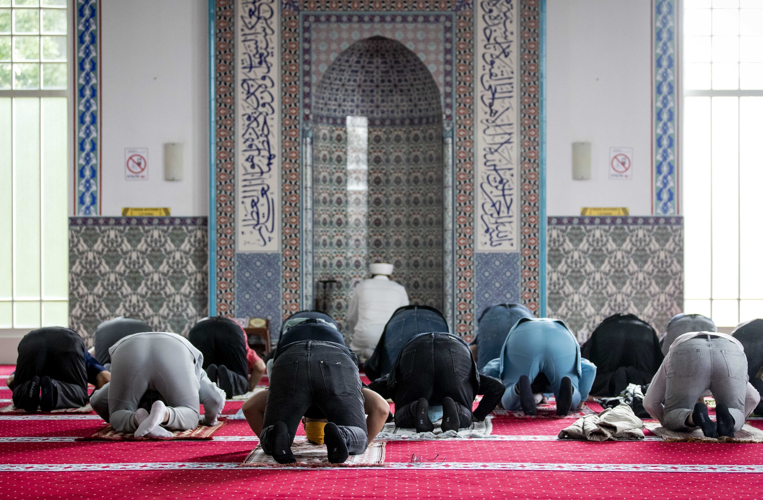 Marokkaanse moskeeën sluiten tijdelijk de deuren