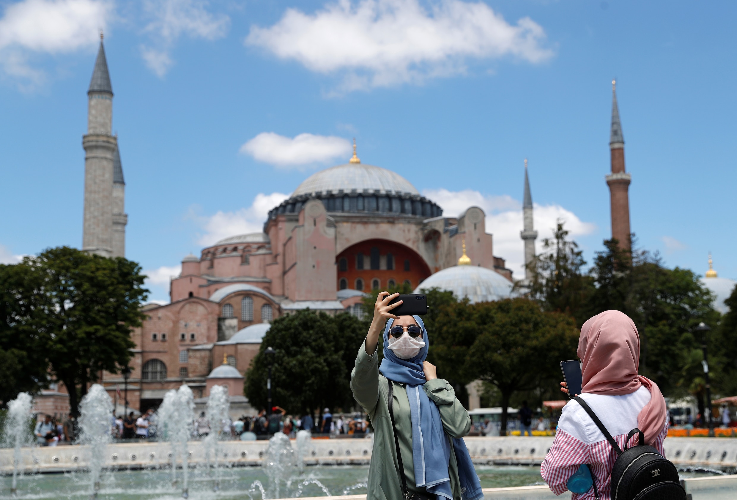 Turkije start onmiddellijk voorbereidingen om Hagia Sophia te openen als moskee