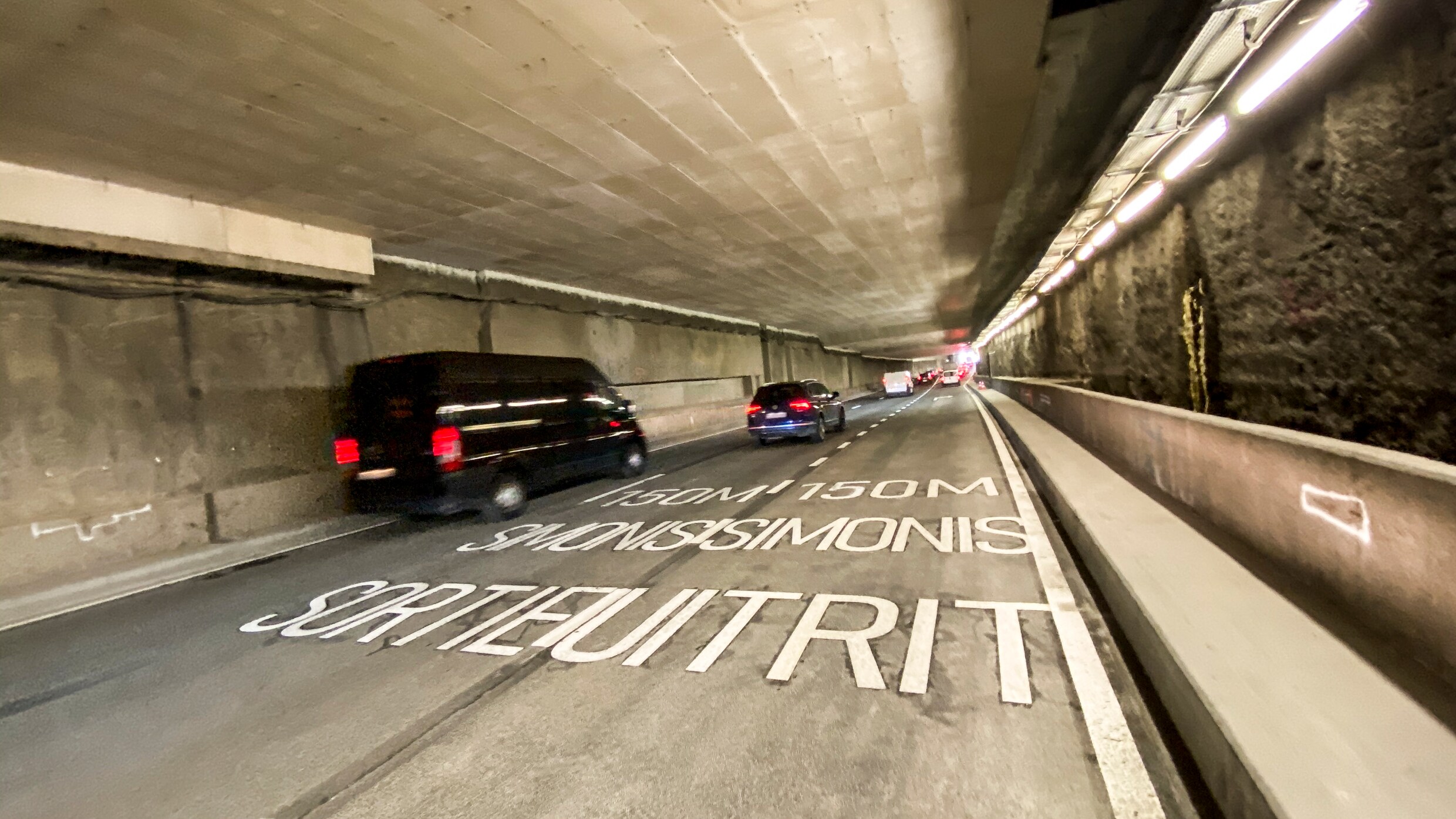 Zangeres wordt geëerd: Brusselse Leopold II-tunnel wordt omgedoopt tot Annie Cordytunnel