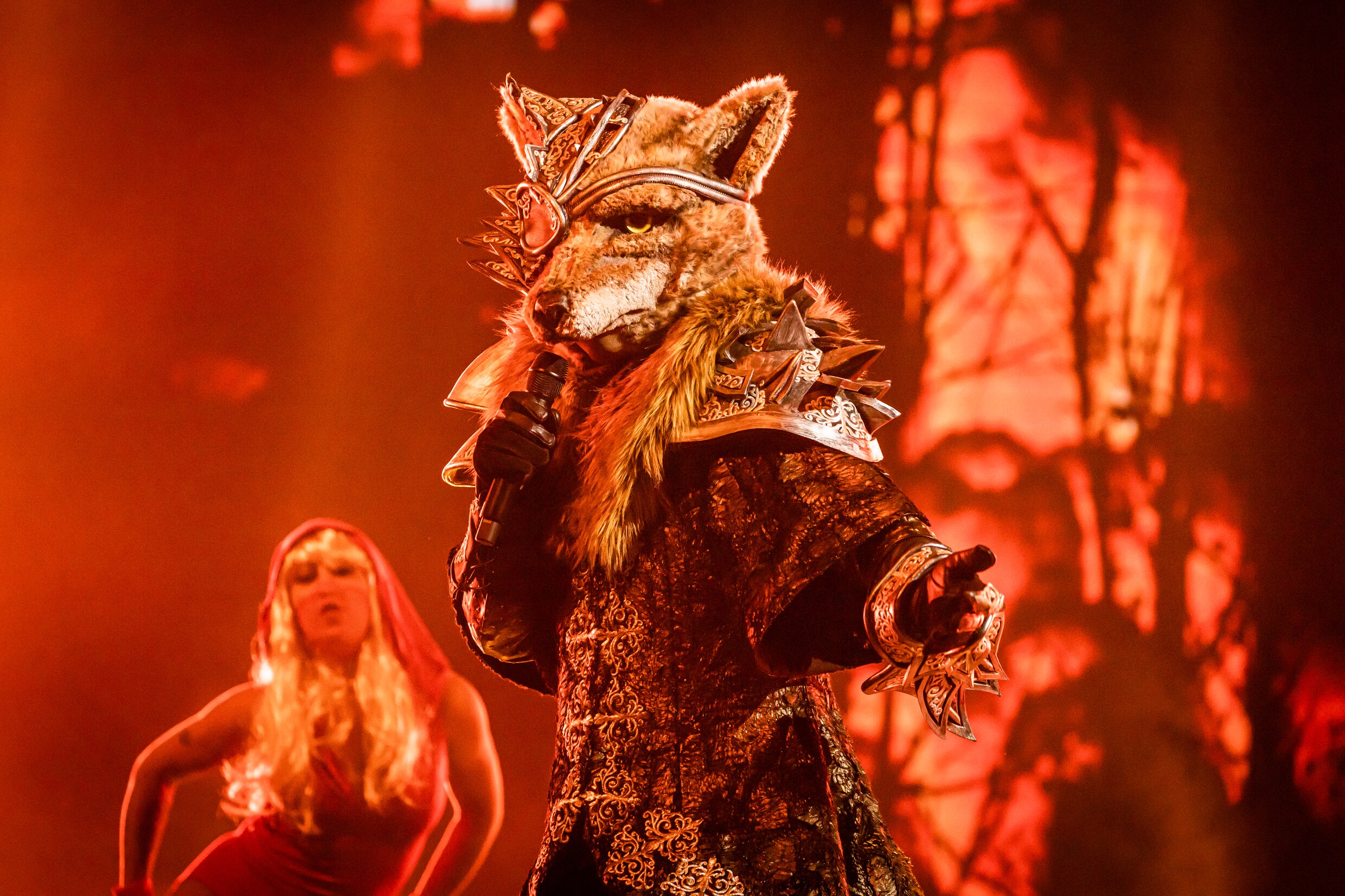 En toen waagde VTM zich aan een Koreaanse freakshow: hoe The Masked ...