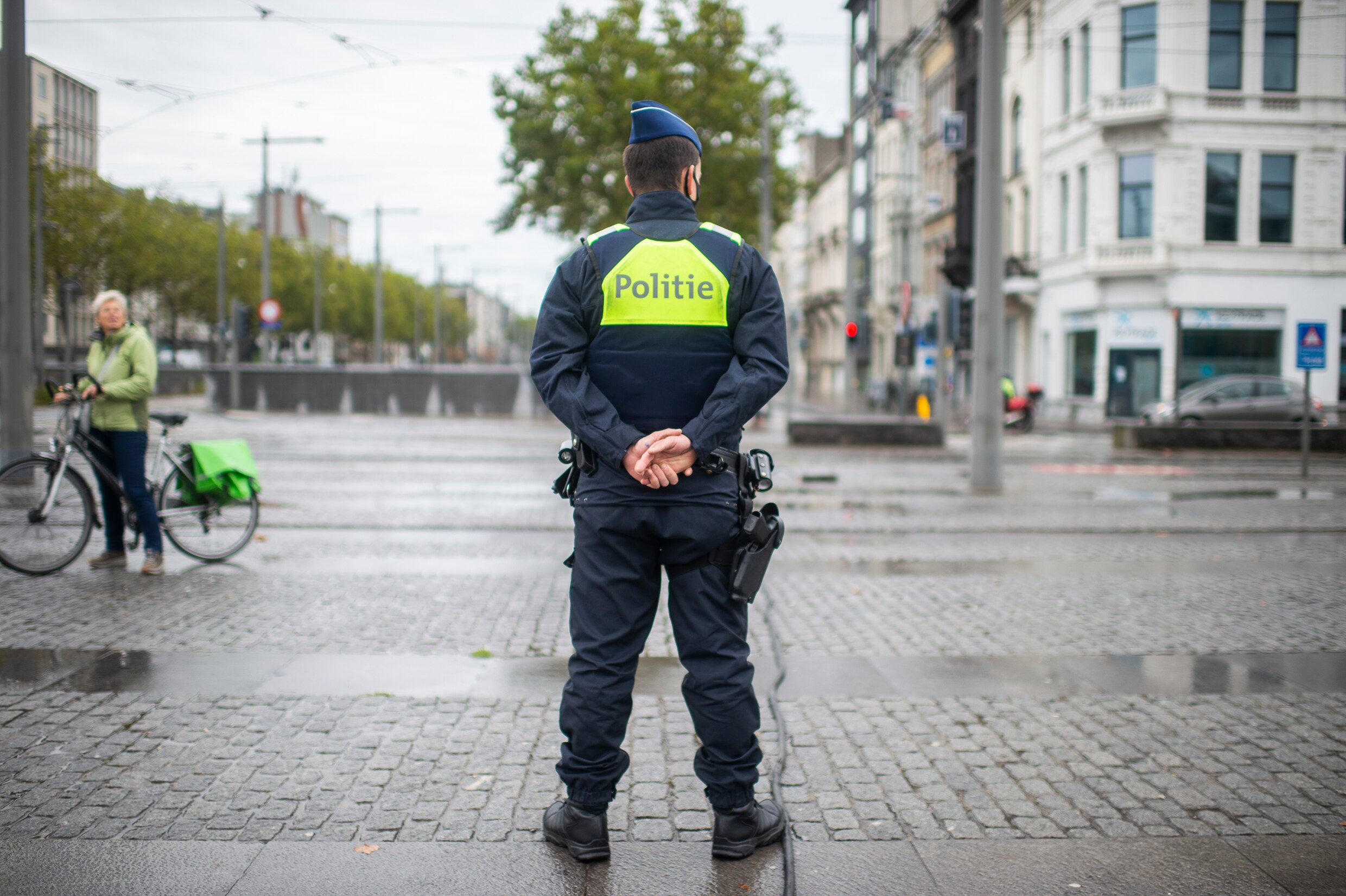 Parket onderzoekt politiegeweld in Antwerpen. Jongeren getuigen: ‘Ja, op dat moment dacht ik dat hij dood was’
