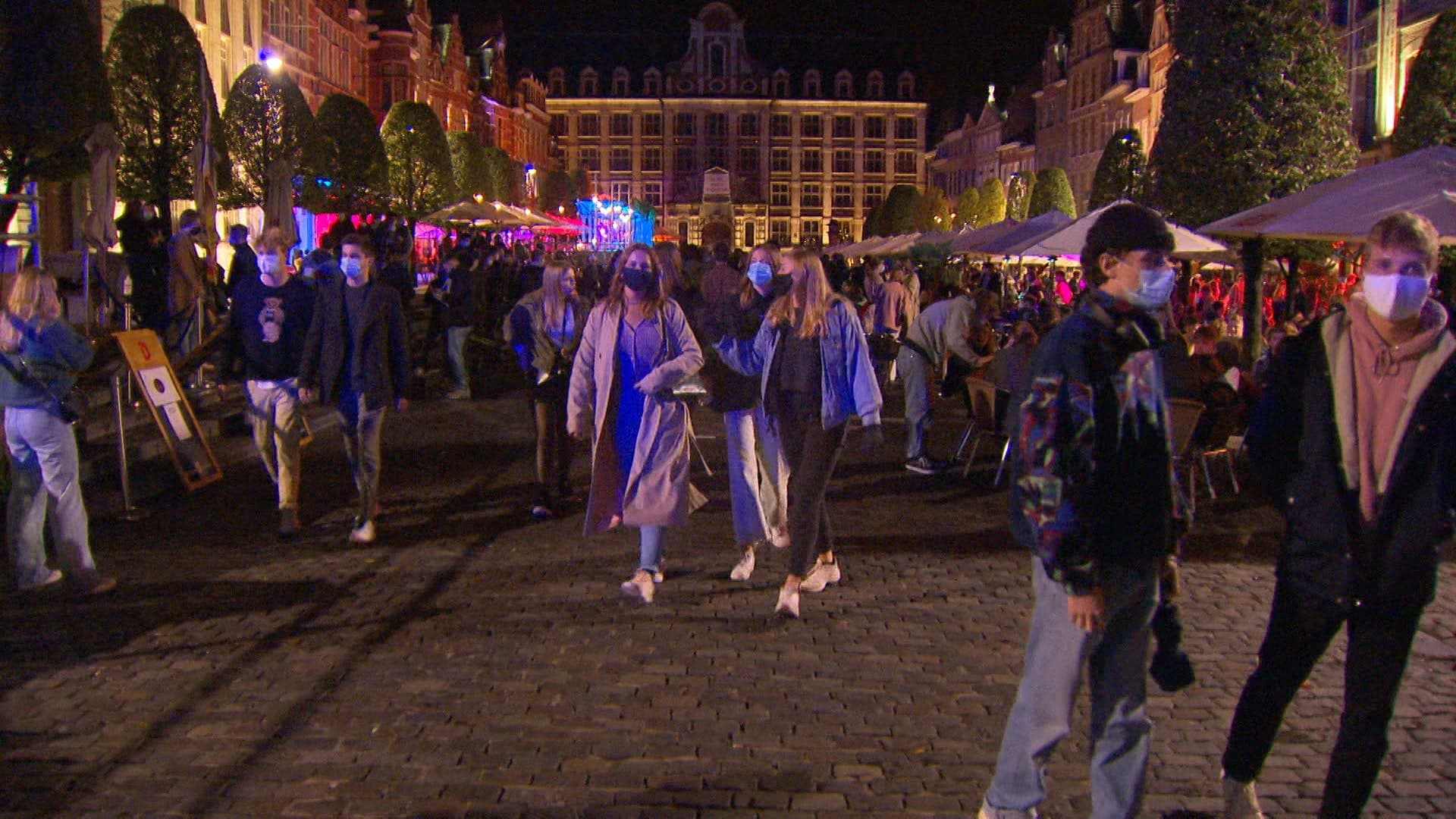 Laatste Café Avond Tot 1 Uur Ontaardt In Chaos Op Leuvense Oude Markt