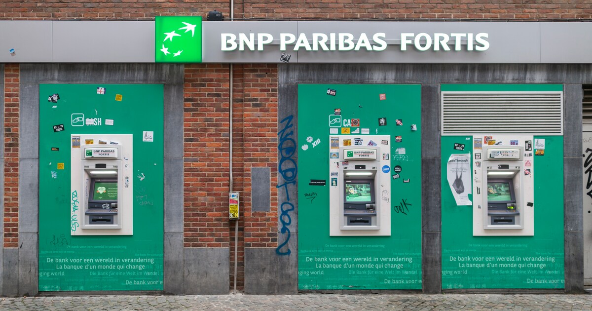 Banken gaan geldautomaten delen | De Morgen