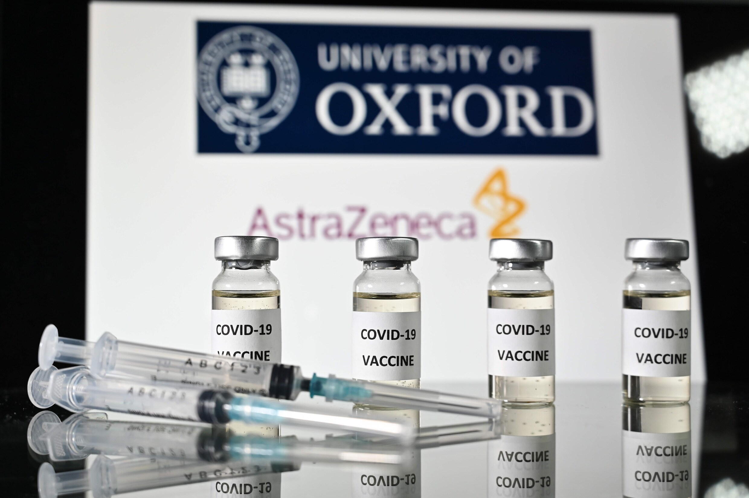 Coronavaccin van Oxford en AstraZeneca is voor 70 procent effectief
