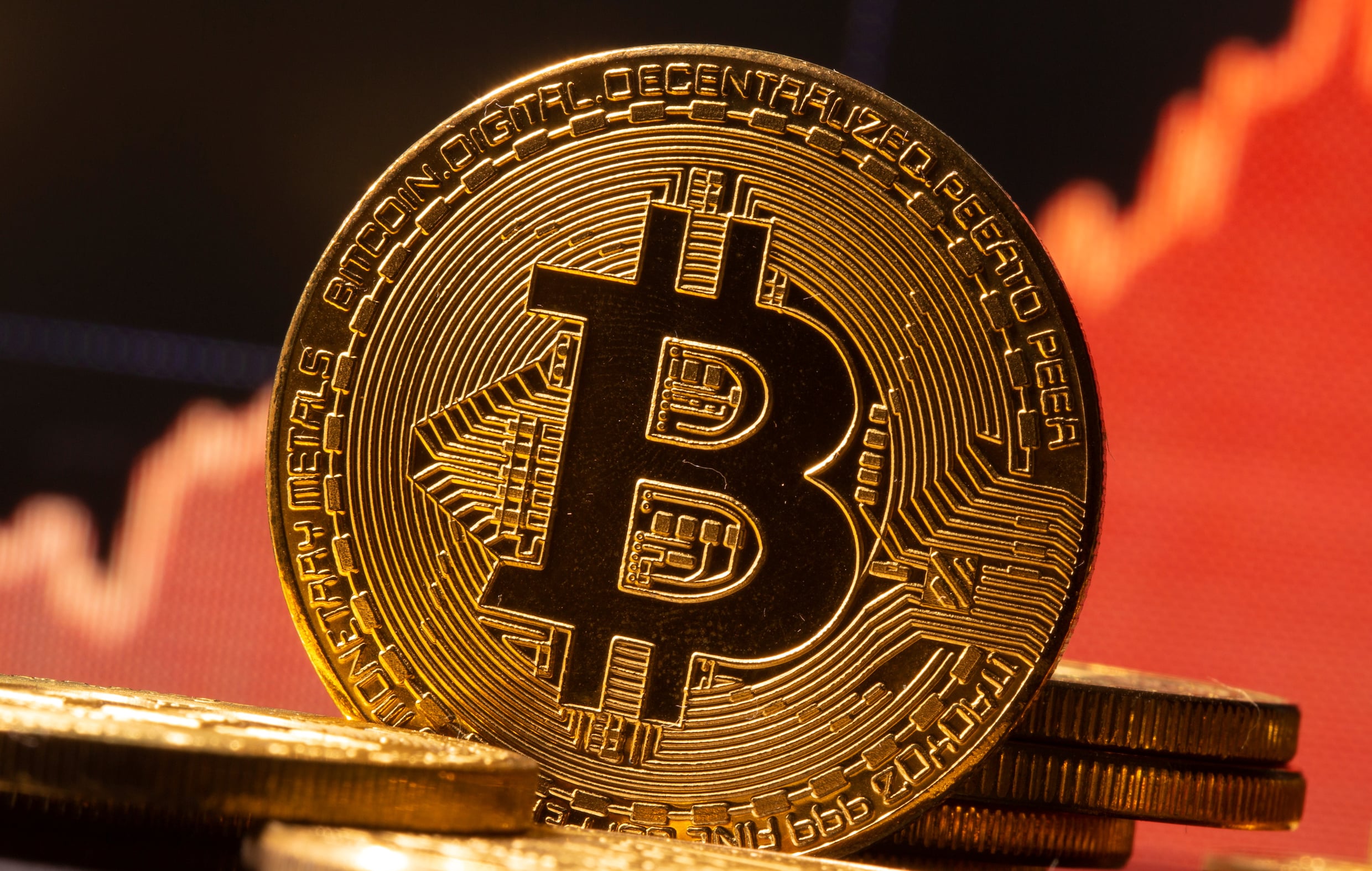 Waarde Bitcoin daalt bijna 10 procent na recente opmars