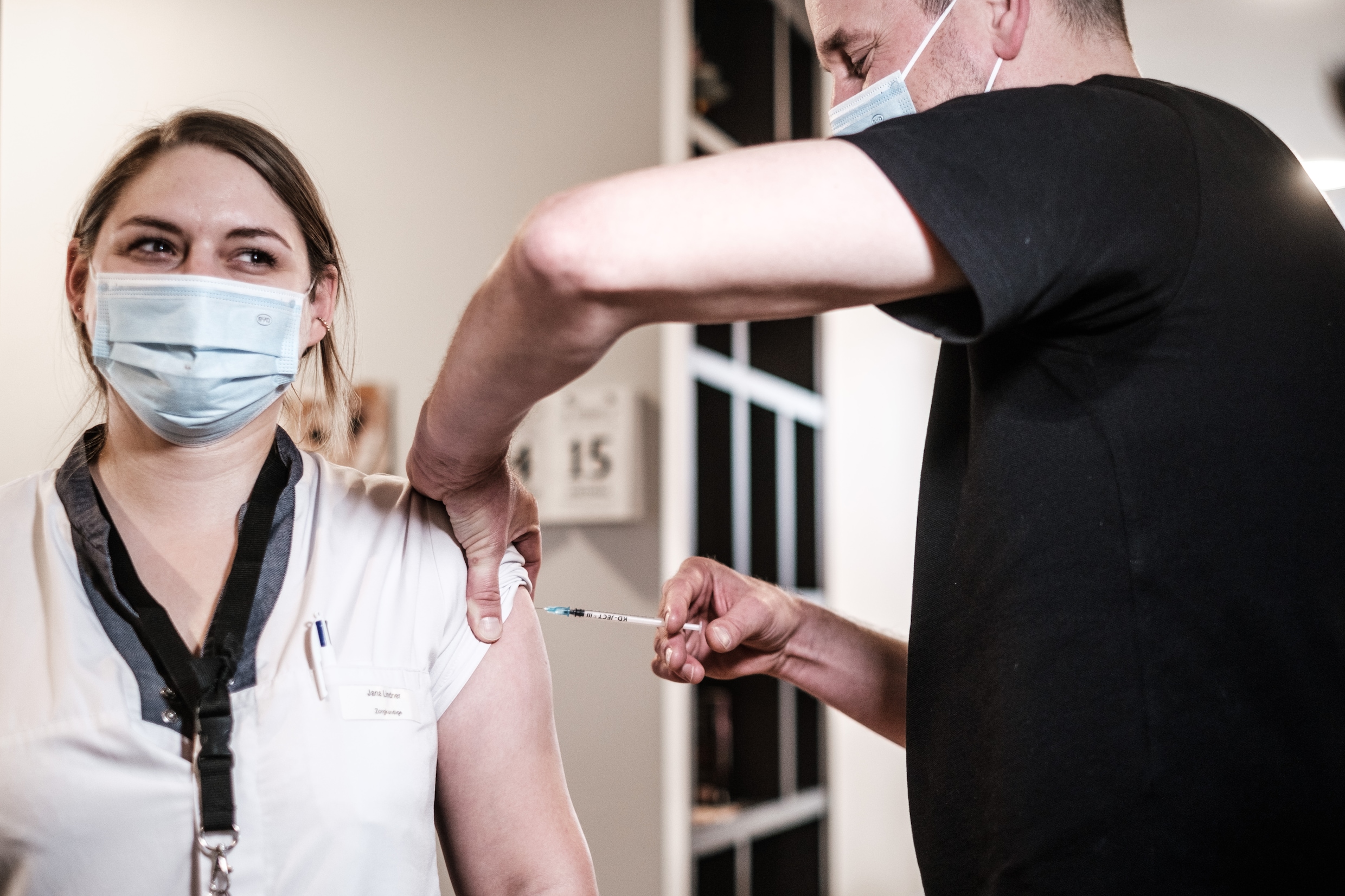 Vlaanderen diende 96 procent van ontvangen Pfizer-dossissen toe, veel minder bij andere vaccins
