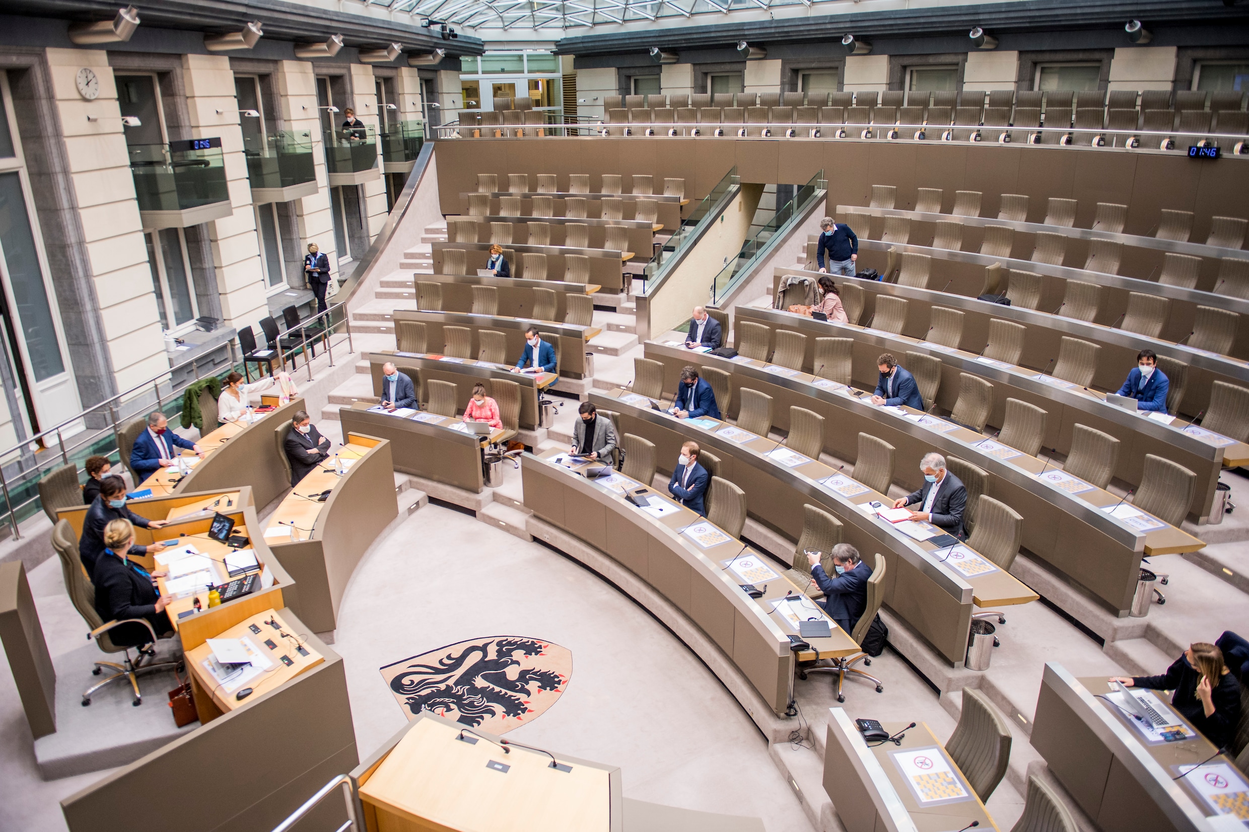 Zwijgakkoord legt Vlaams Parlement aan banden, tot ongenoegen van sommigen: ‘Veel macht uit handen gegeven aan regering’