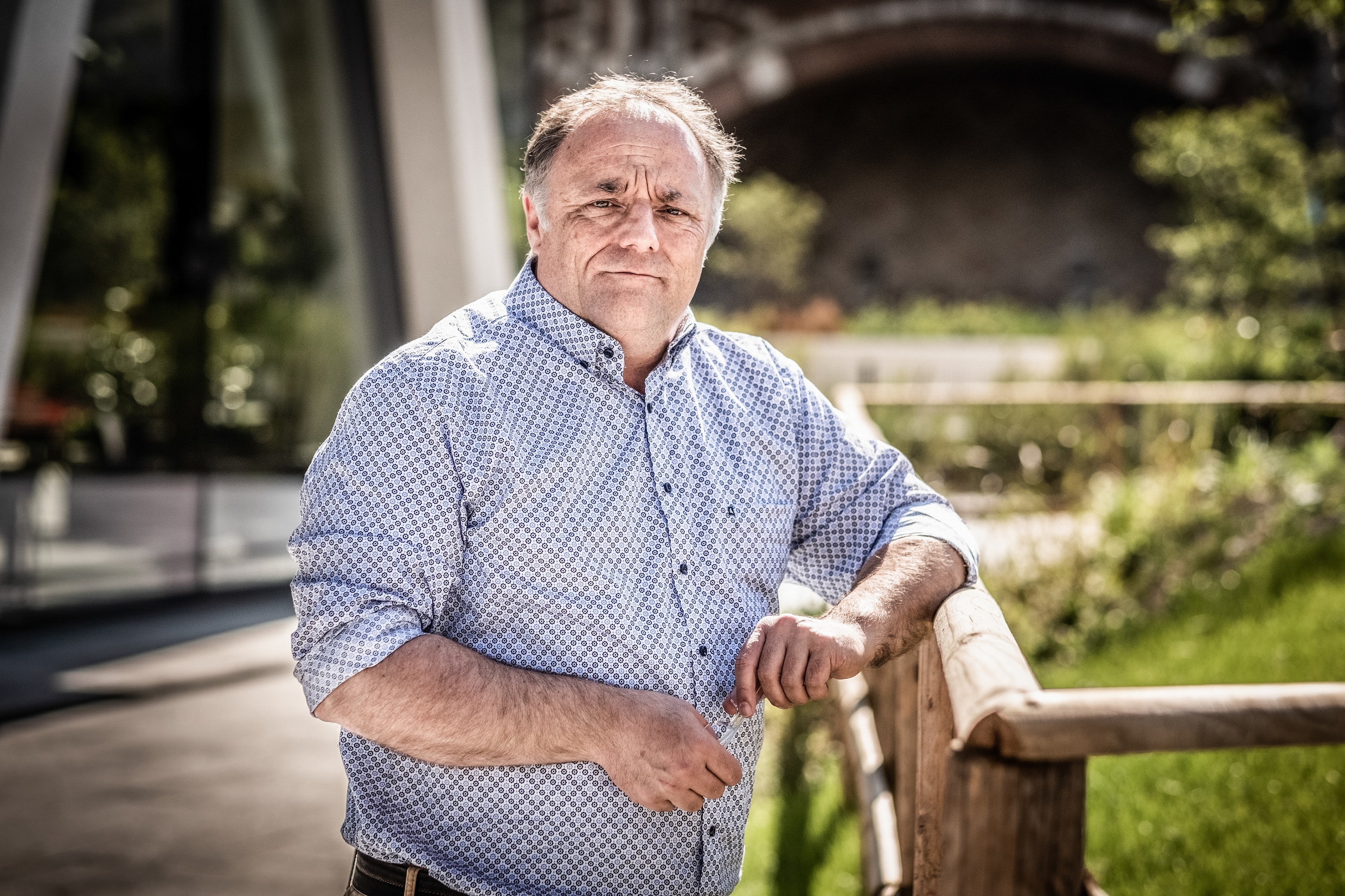 Van Ranst sluit harde lockdown niet uit: ‘Op een bepaald moment kan je ...