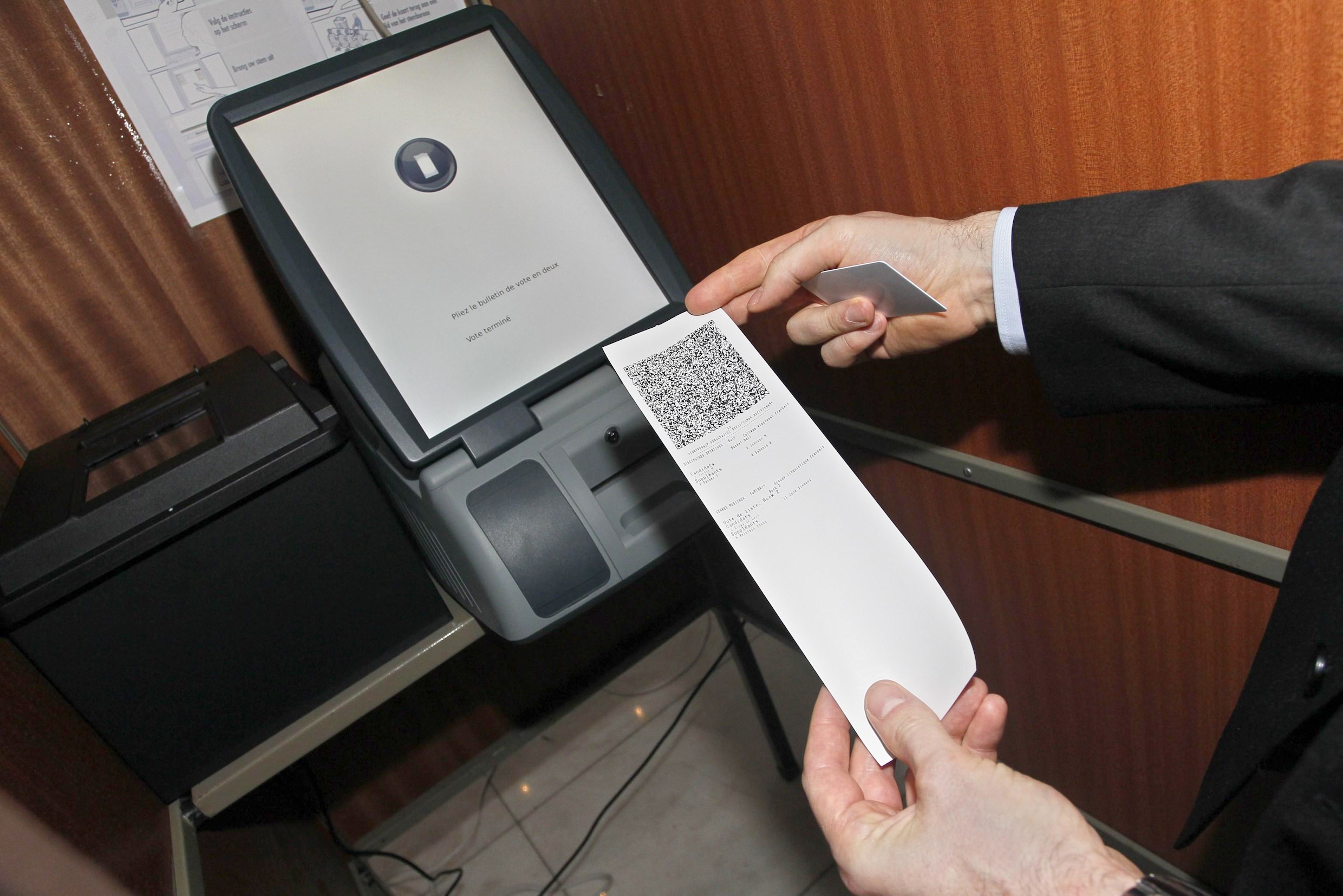 Heel Wallonië stemt in oktober met potlood en papier, in Vlaanderen stemmen steeds meer gemeenten elektronisch