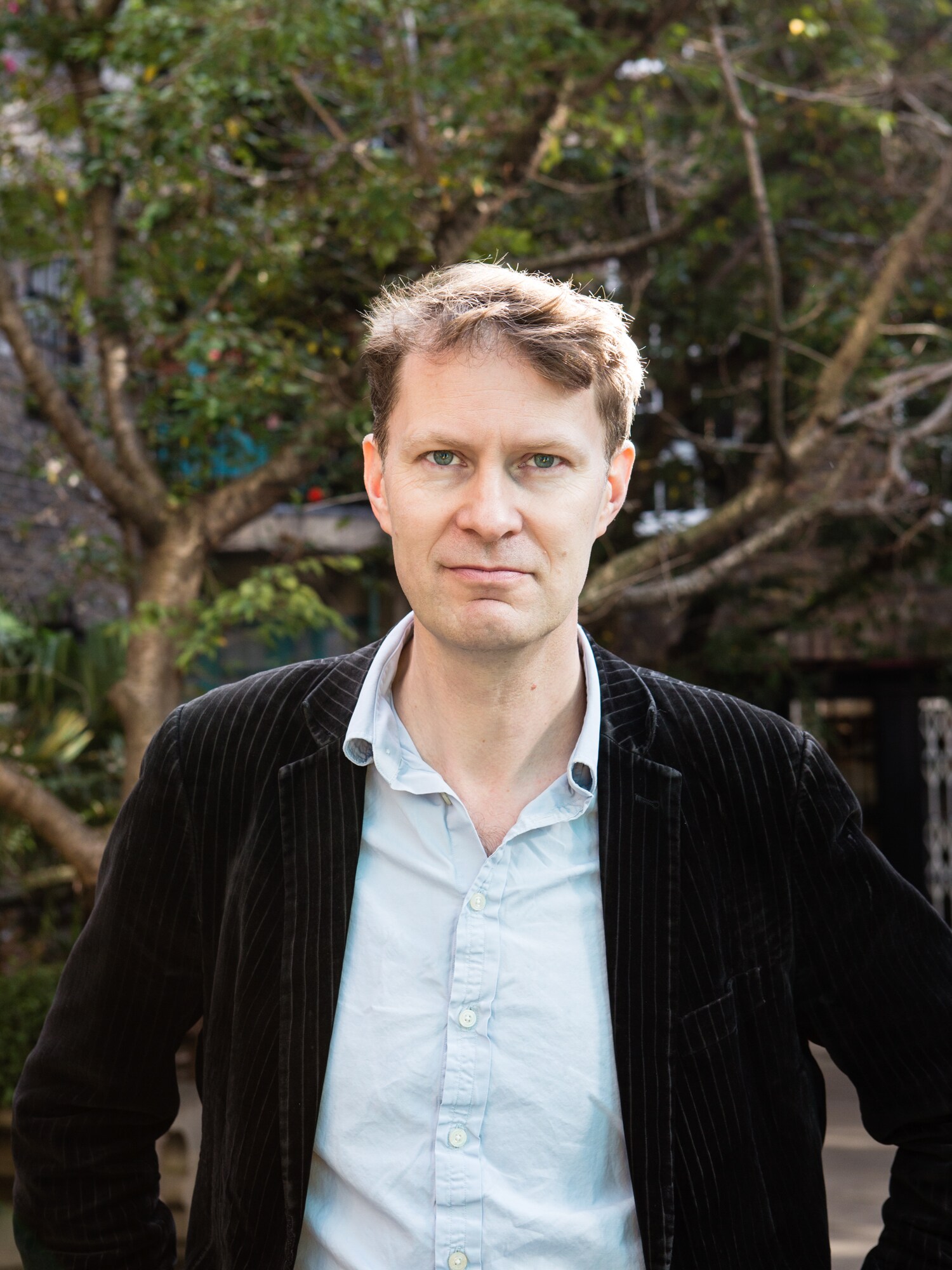 Oorlogscorrespondent Luke Harding: ‘Poetin denkt dat hij Kiev kan ...