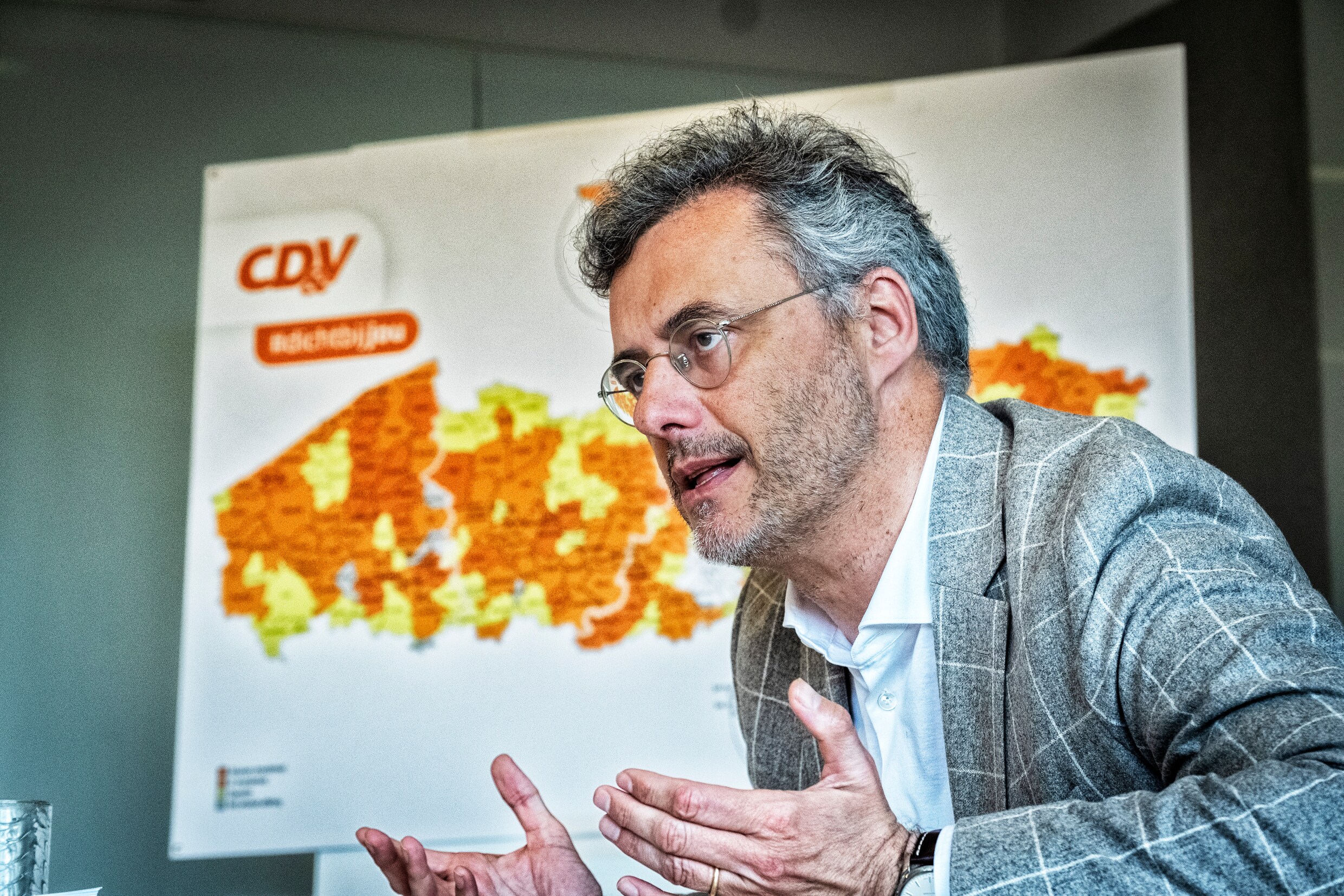 Hoe Lang Nog Tot Het Krediet Van CD V voorzitter Coens Op Is Dit Zijn 