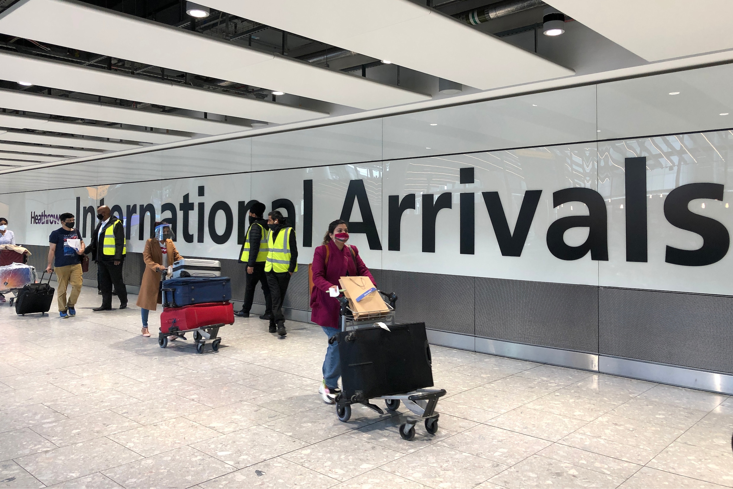 Britse douane sluit arriverende EU-burgers op in detentiecentra: vijandig beleid roept vragen op