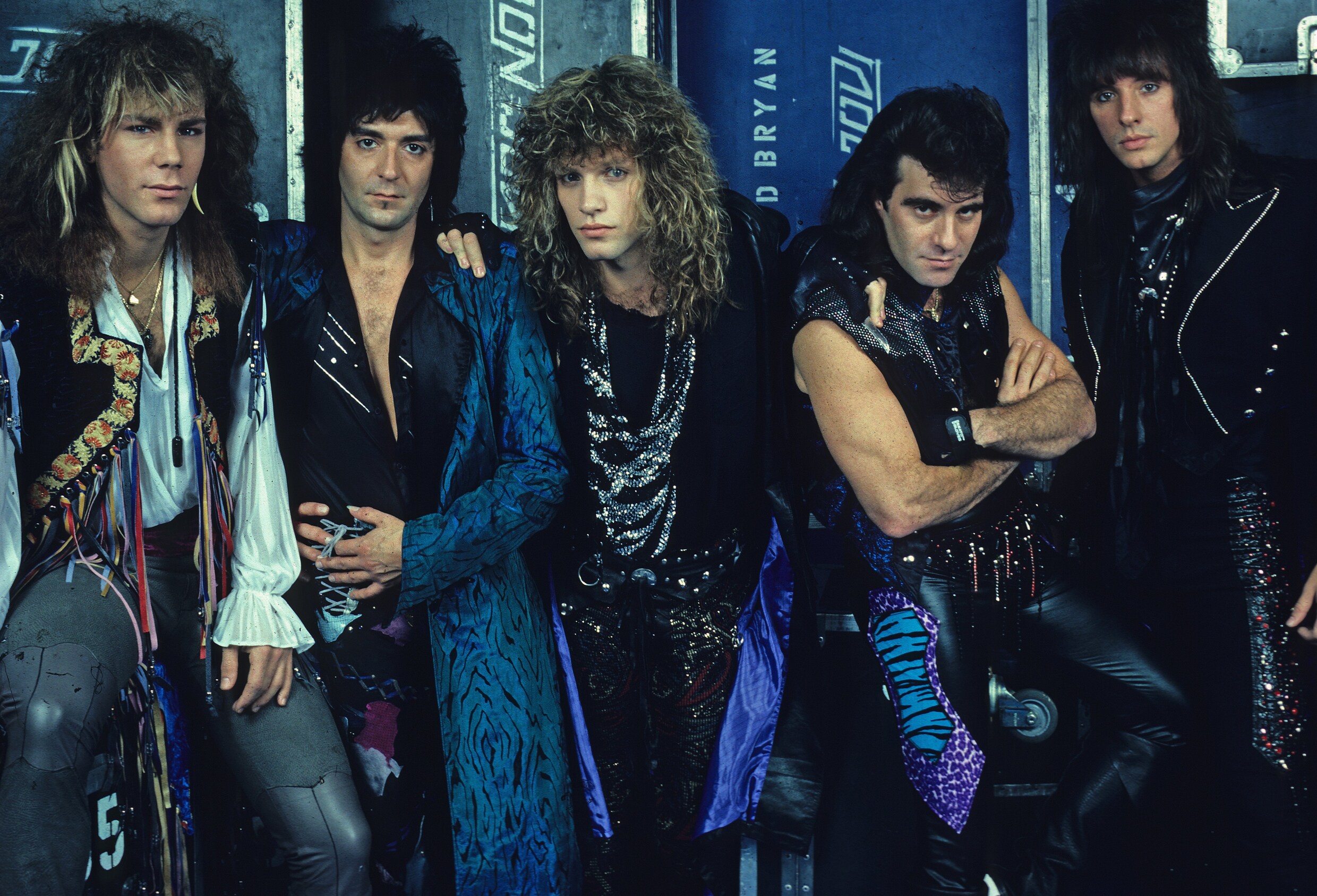 You Give Love a Bad Name' van Bon Jovi, een song zo glad als een  stripteasedanseres | De Morgen