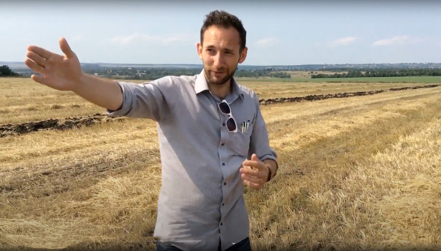 Journalisten speuren naar plek vanwaar MH17 werd neergehaald: ‘Boer ...