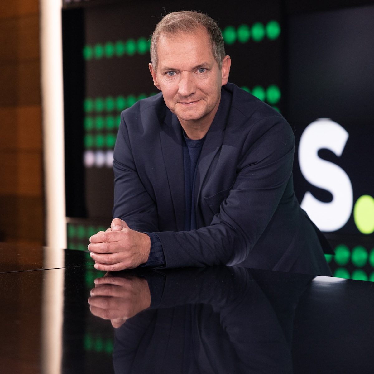 Ik kijk al uit naar de dag waarop Karl Vannieuwkerke pensioengerechtigd is:  wie dat gesprek moet voeren, kan beter voorbereid zijn | De Morgen