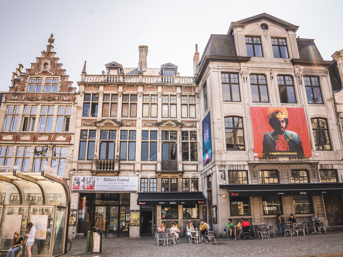 Ondernemerskoppel redt Gentse Sphinx-bioscoop: 'Film is altijd onze grote  passie geweest' | De Morgen