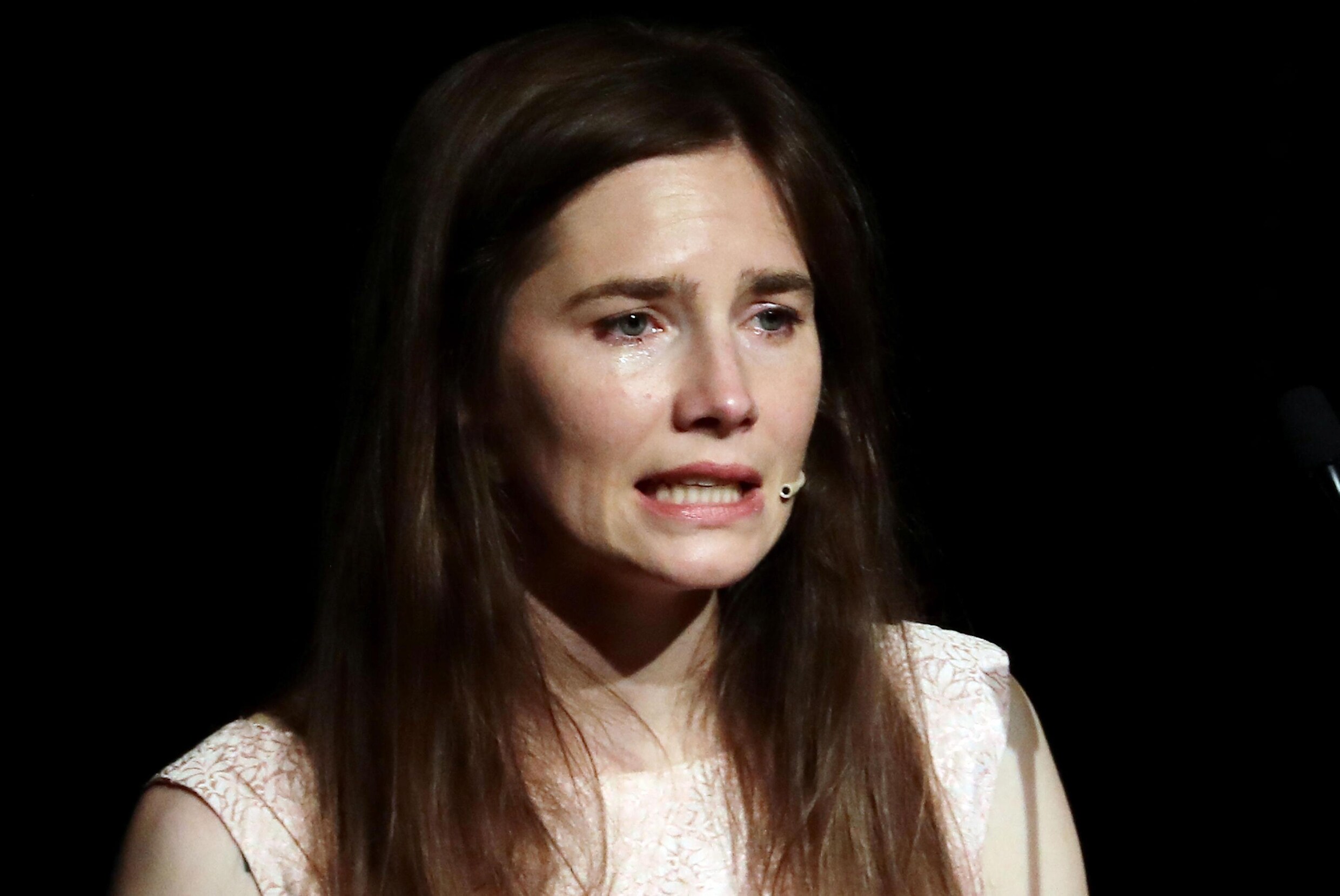 Van Wie Is Mijn Naam? Hoe Amanda Knox En Andere Bekende Koppen Vechten ...