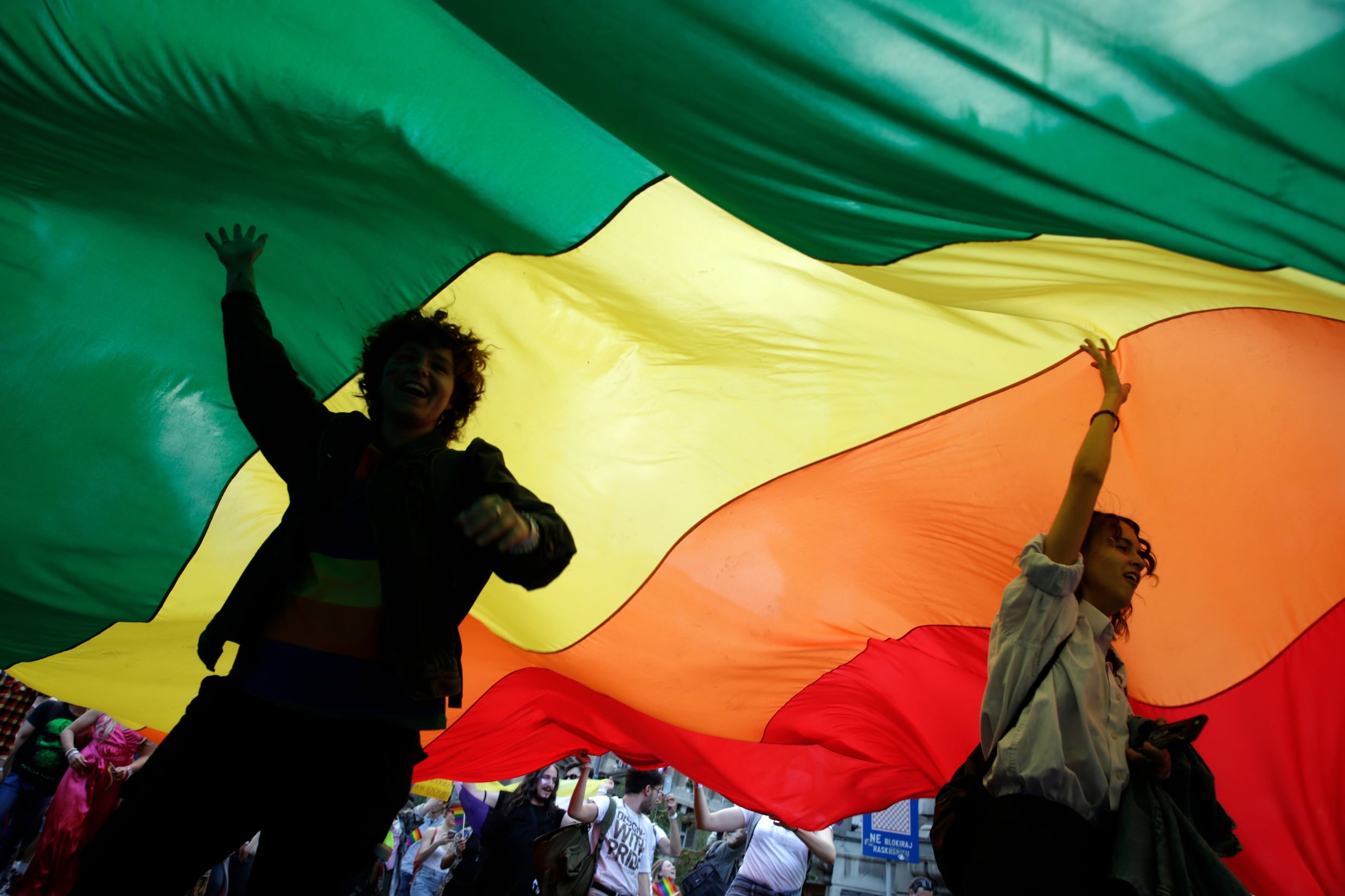 ‘Ziekte: homoseksualiteit’: grote verontwaardiging over ‘diagnose’ van tiener in Spaans ziekenhuis
