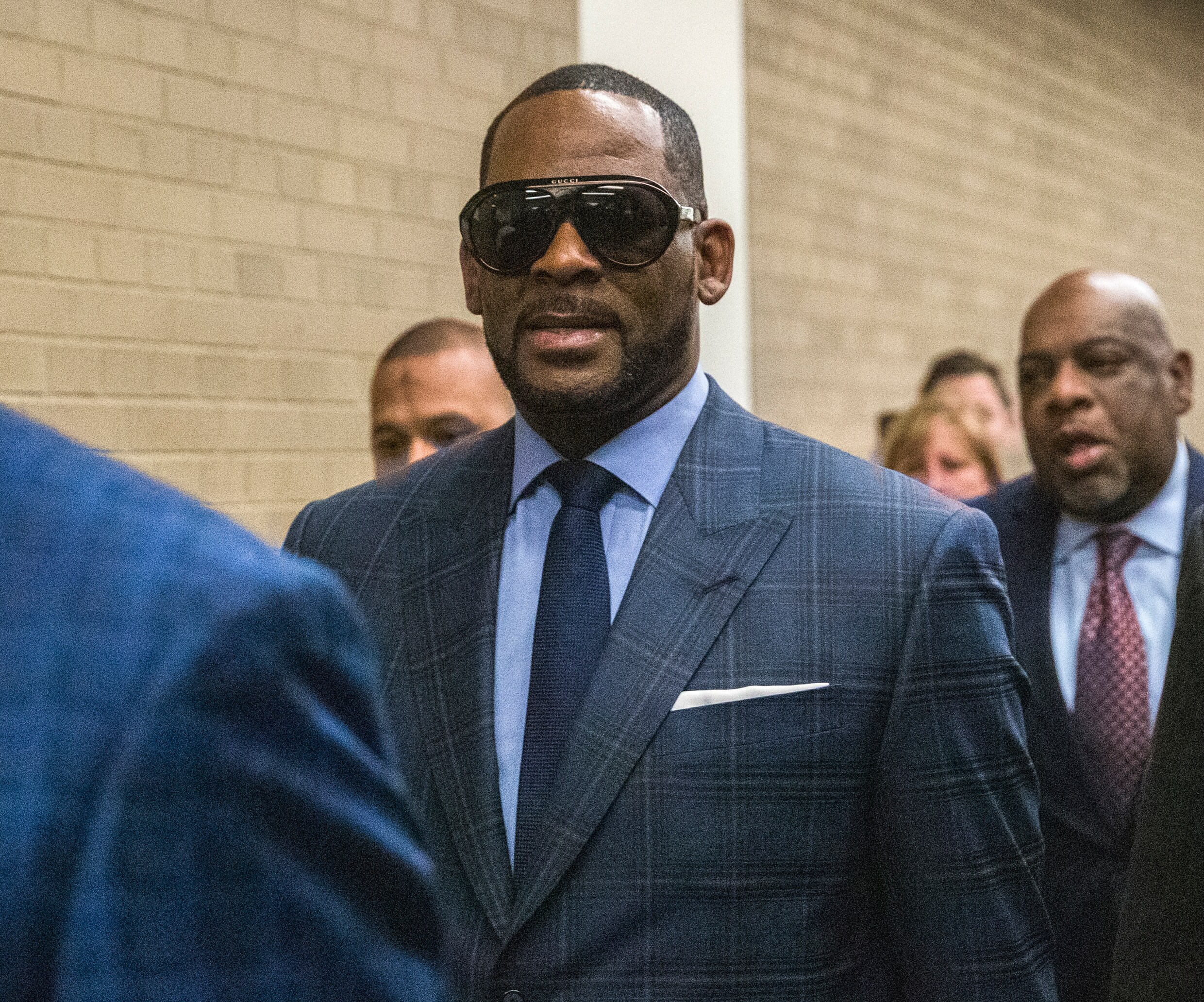 R. Kelly ‘krijgt gevaarlijke dosis medicatie toegediend in isoleercel ...