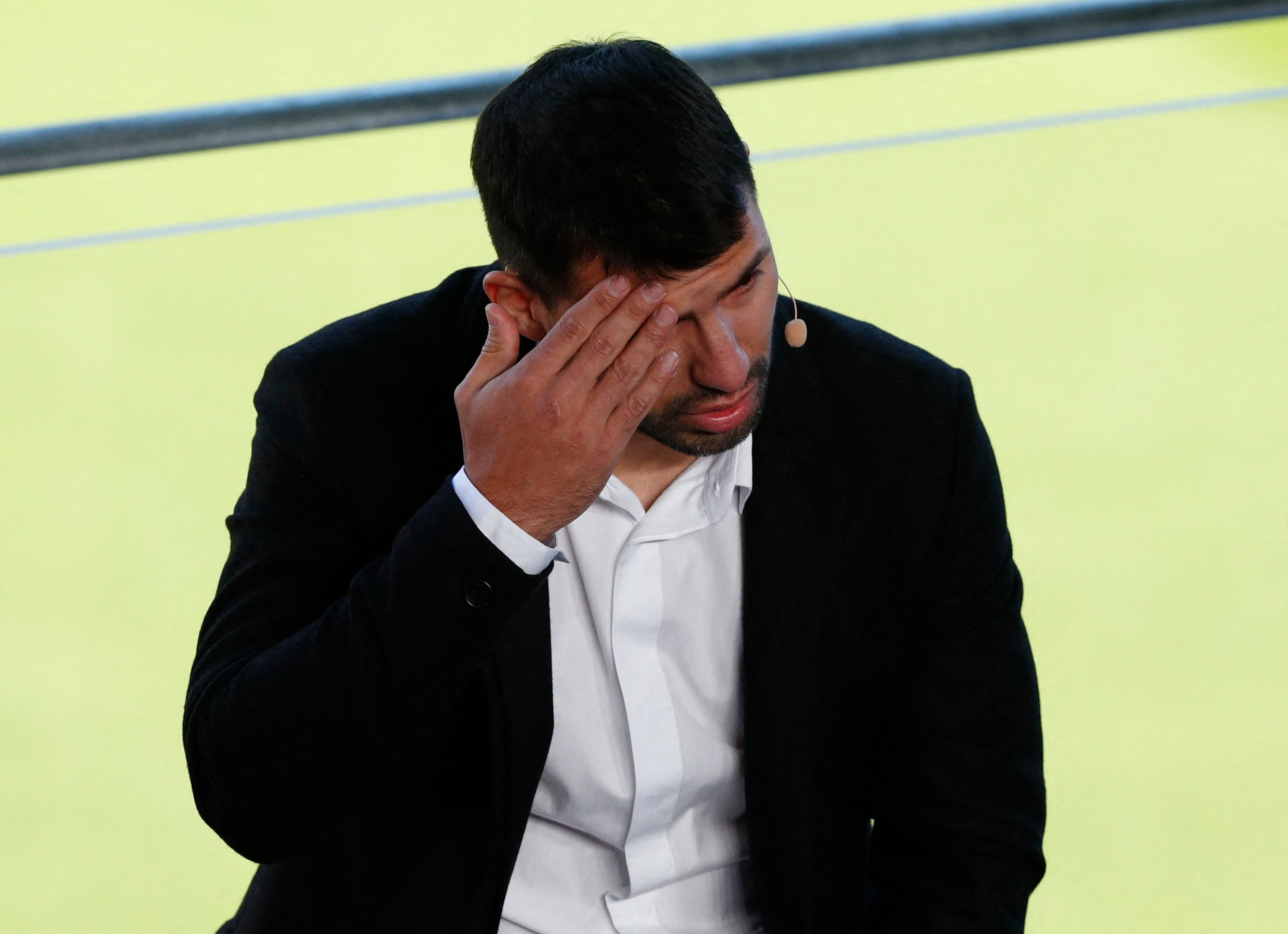 Barcelonaspits Agüero (33) stopt noodgedwongen met voetbal: opnieuw topsporter met hartproblemen