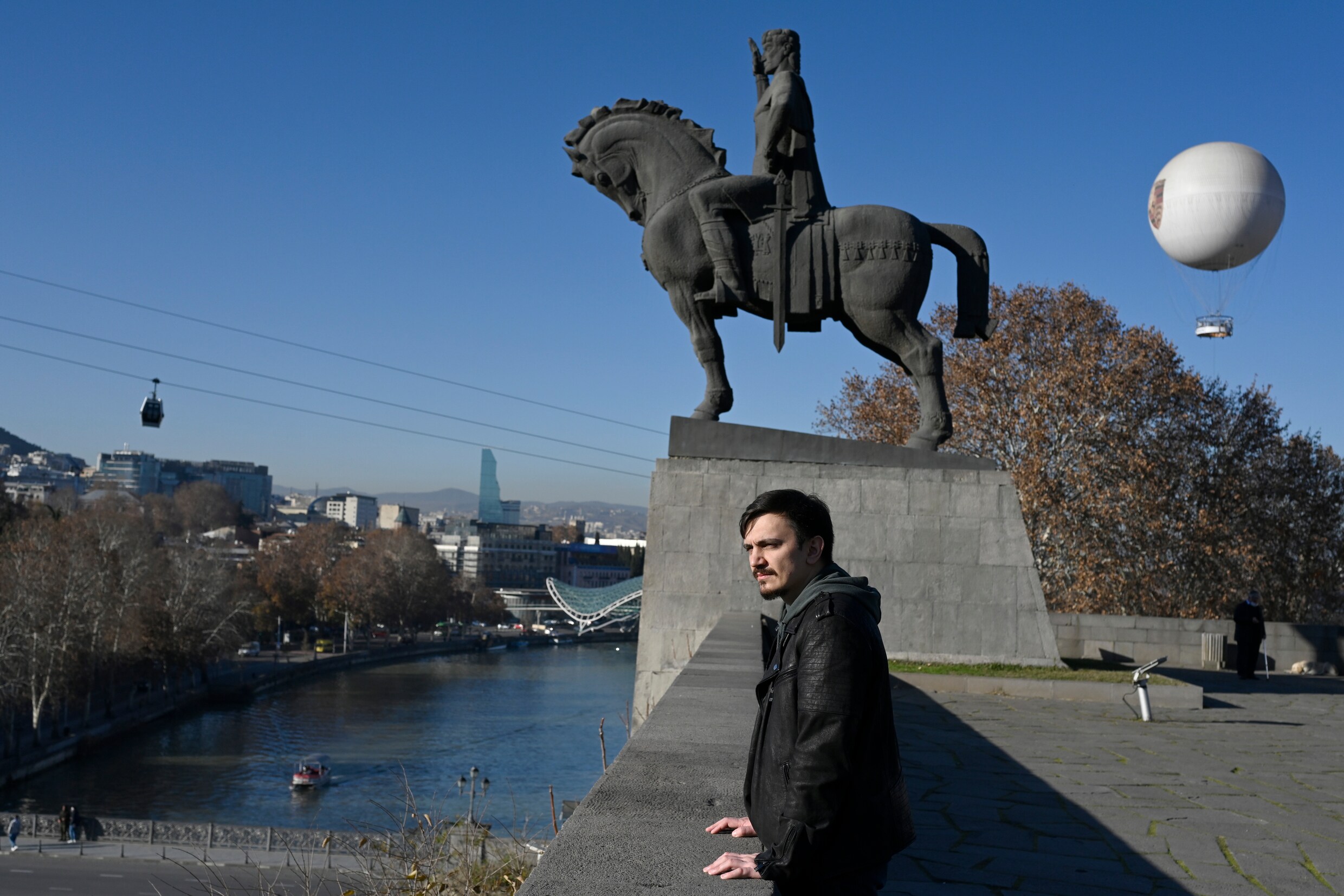 Russische dissidenten wijken uit naar Georgië: ‘Hier kan ik mijn ouders ...