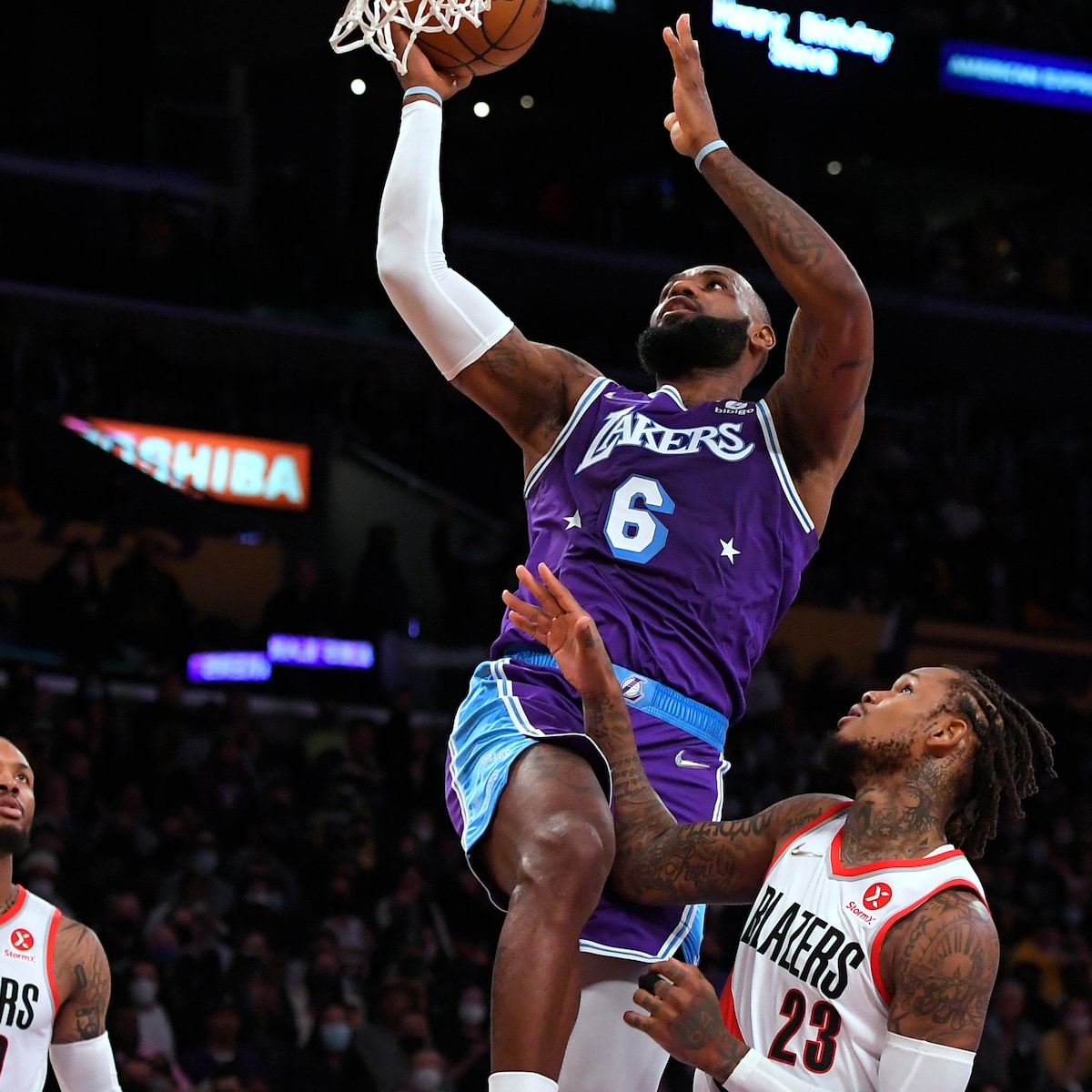 Cryptobedrijven infiltreren in sport: vloek of zegen? | De Morgen