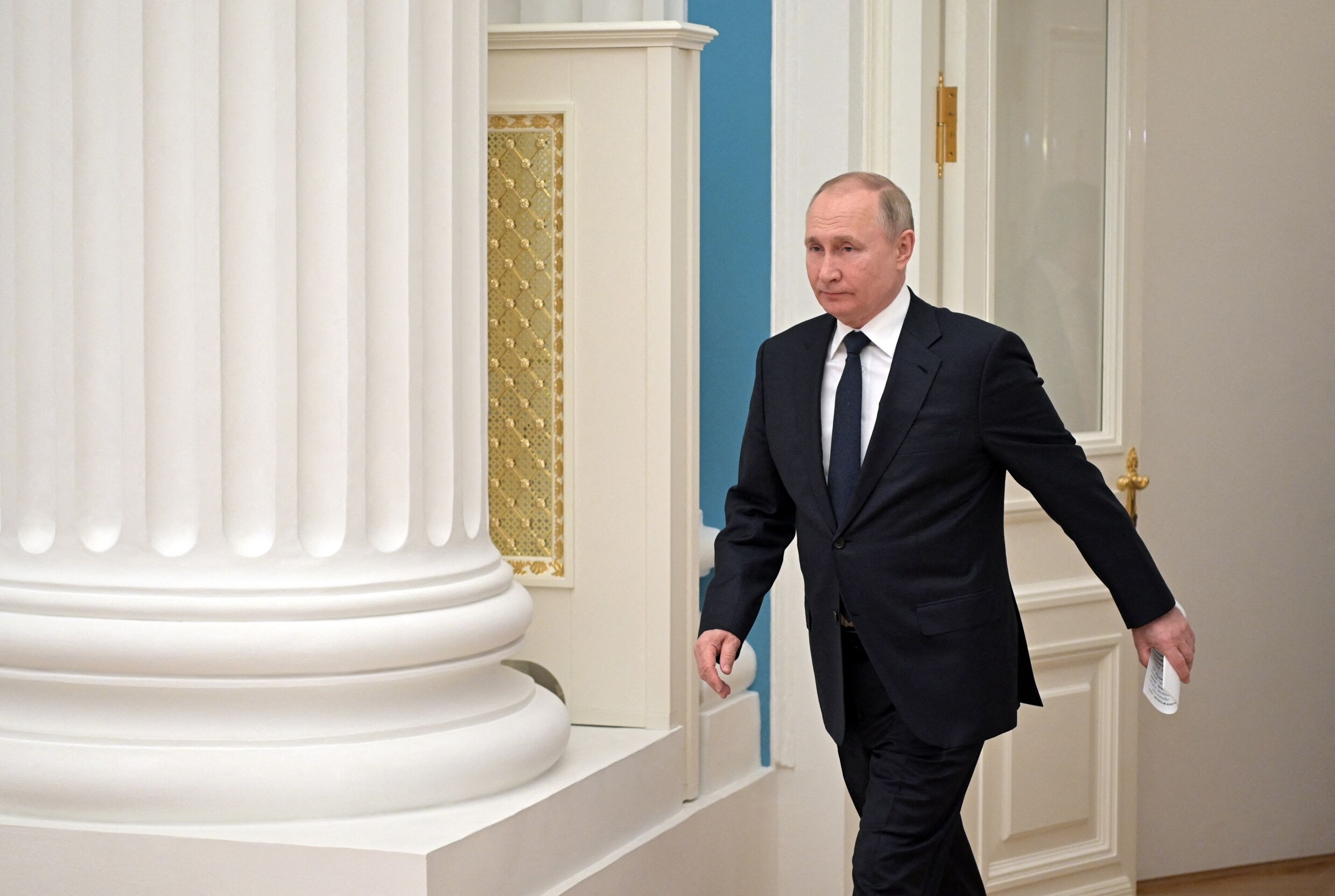Kan Vladimir Poetin op eigen houtje beslissen om een kernoorlog te starten?