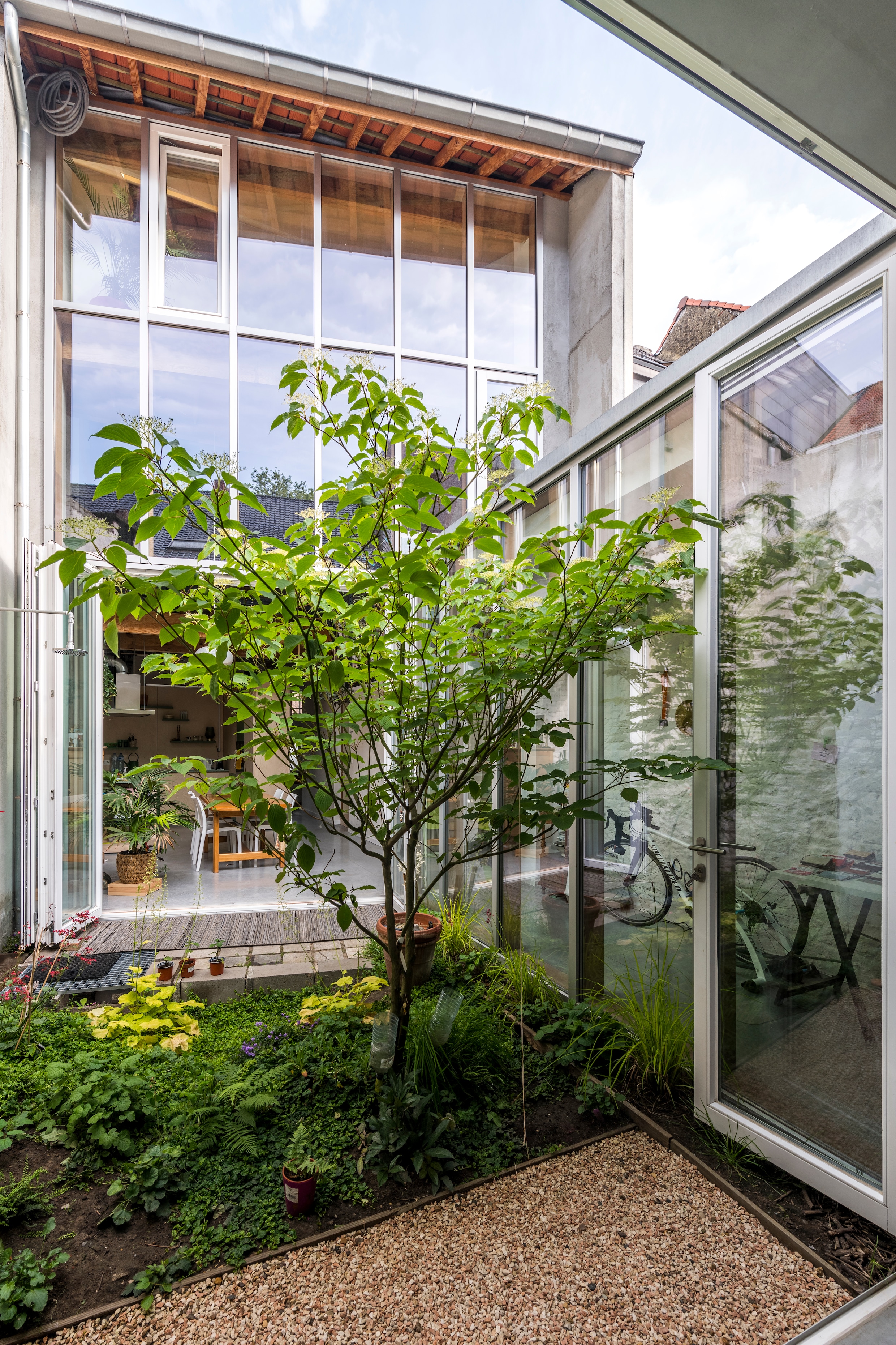 Binnenkijken in een Gents rijhuis met wow-factor: ‘Het vangnet blijft spectaculair’