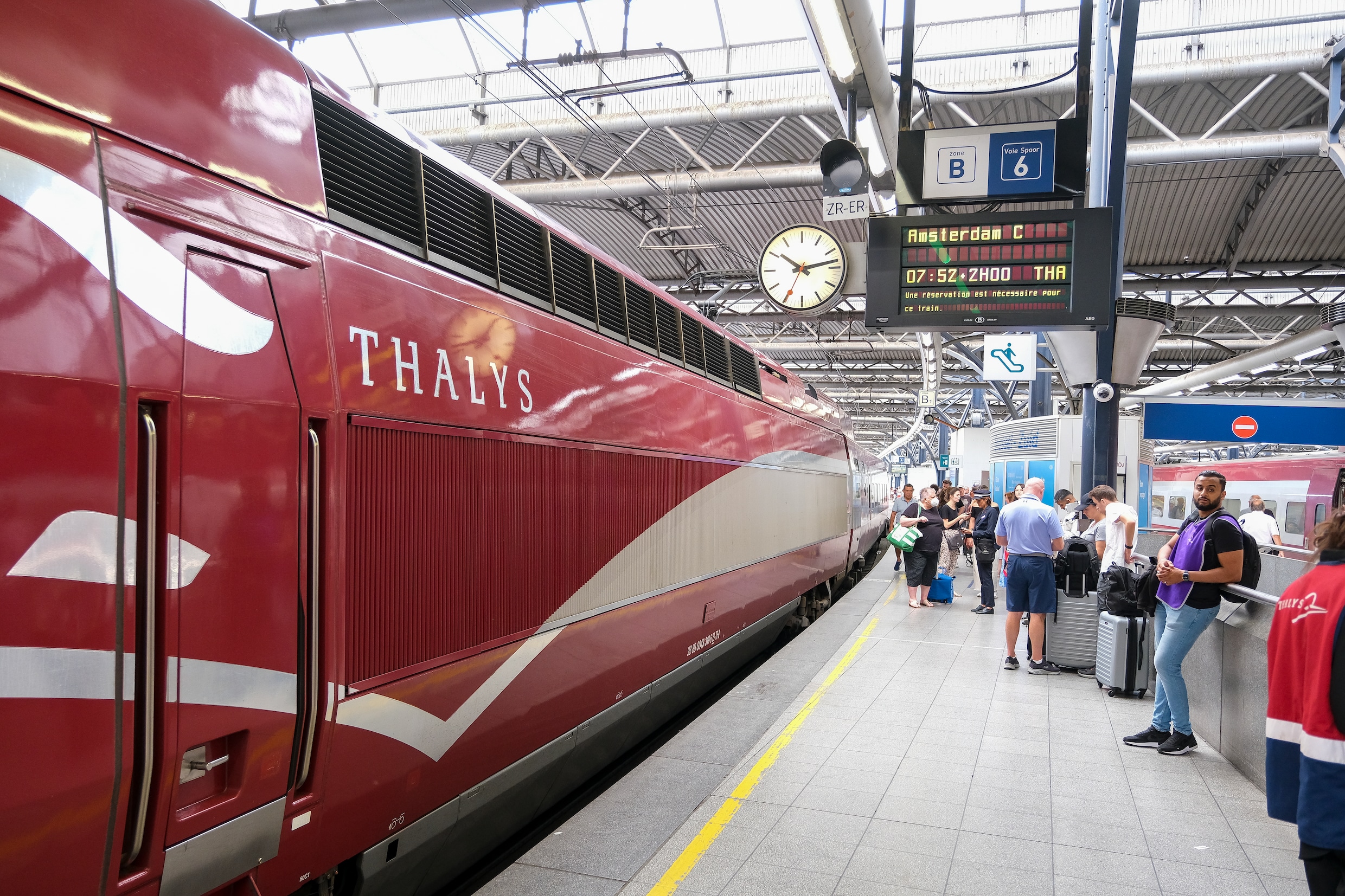 Opnieuw defecte Thalys tussen Parijs en Rijsel: 300 reizigers na meer dan drie uur overgestapt op andere trein