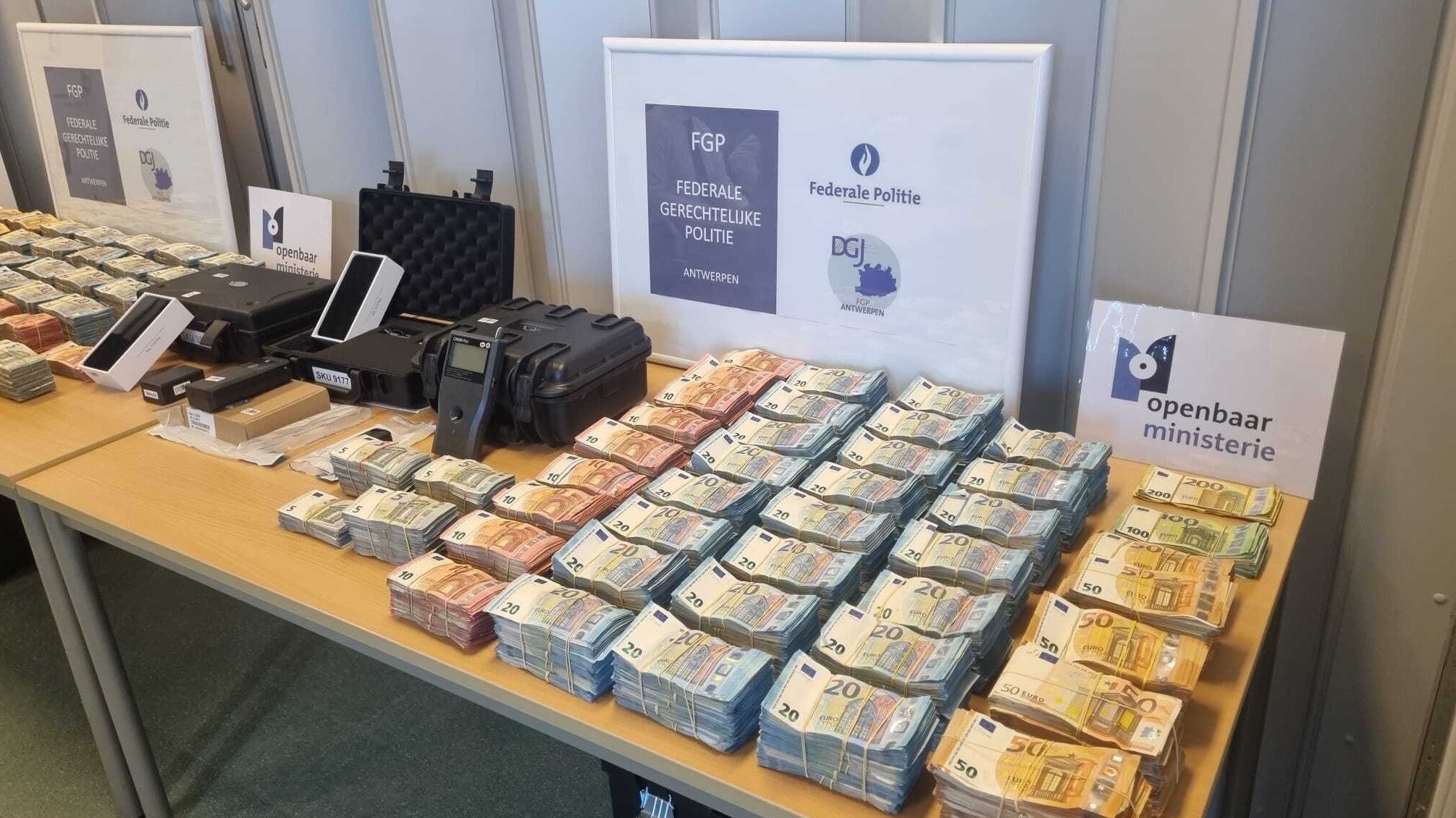 Nieuwe doorbraak in Sky-dossier: grote drugsbende opgerold in Antwerpen ...